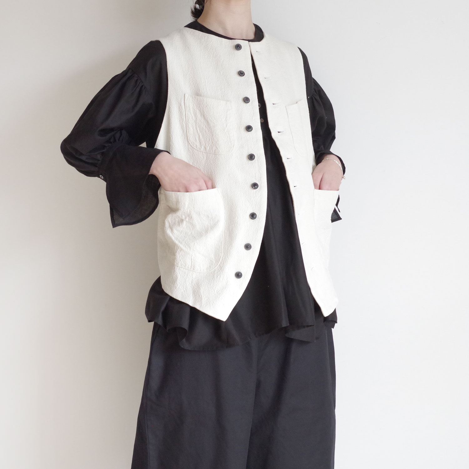 the last flower of the afternoon�������Τ��뤷 Poet vest