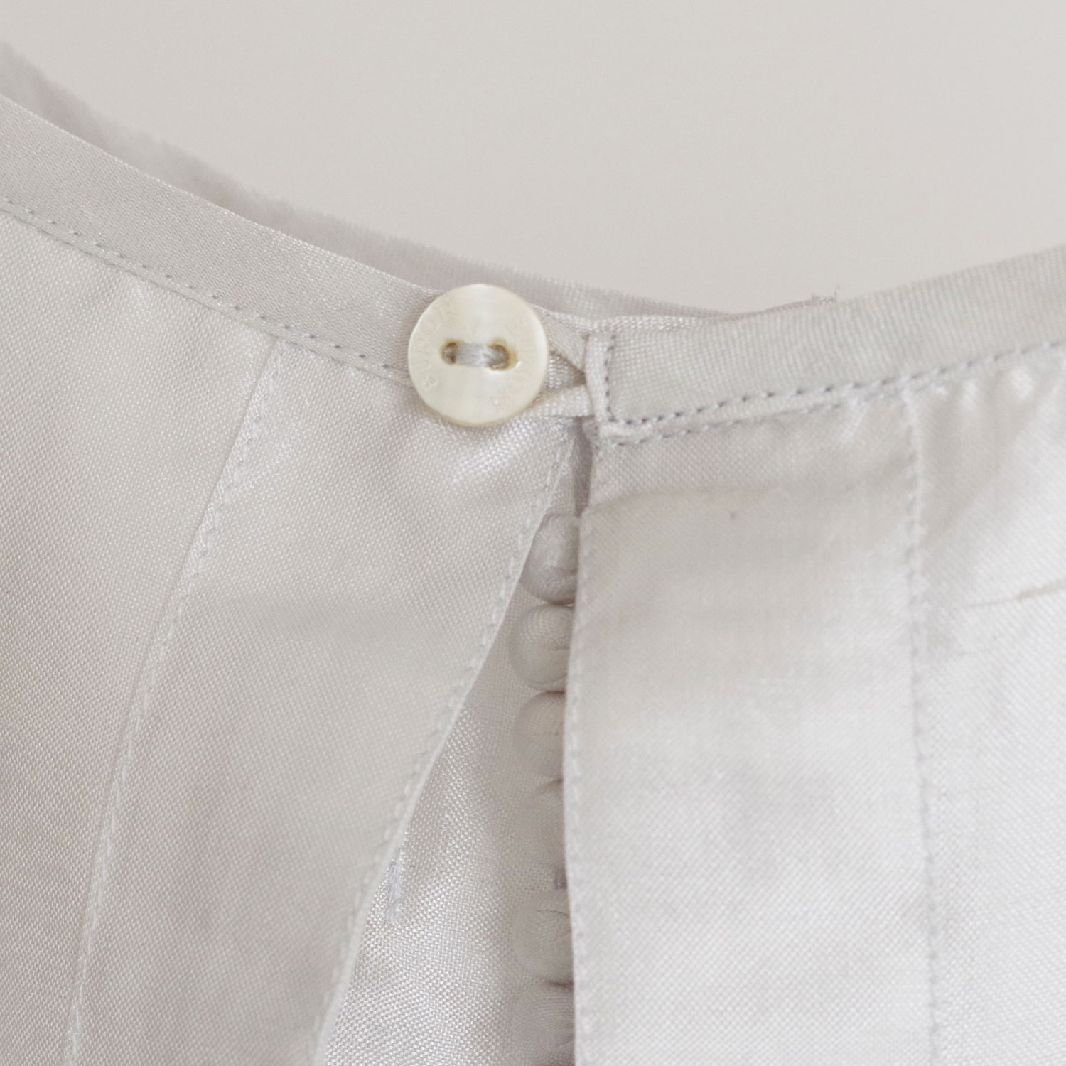 BUNON �֥Υ� : Back Button Sailor Blouse �����顼�֥饦��