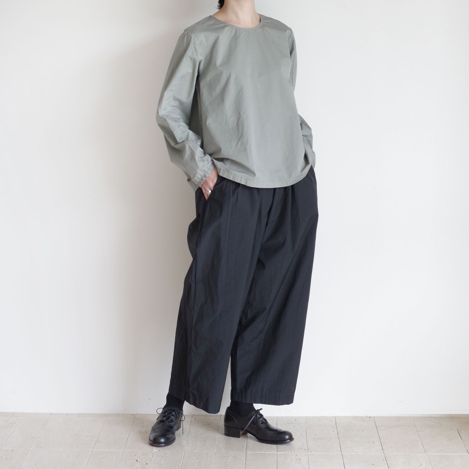 manuelle guibal ޥ˥奨륮Х : SATA TOP 6929 ֥饦