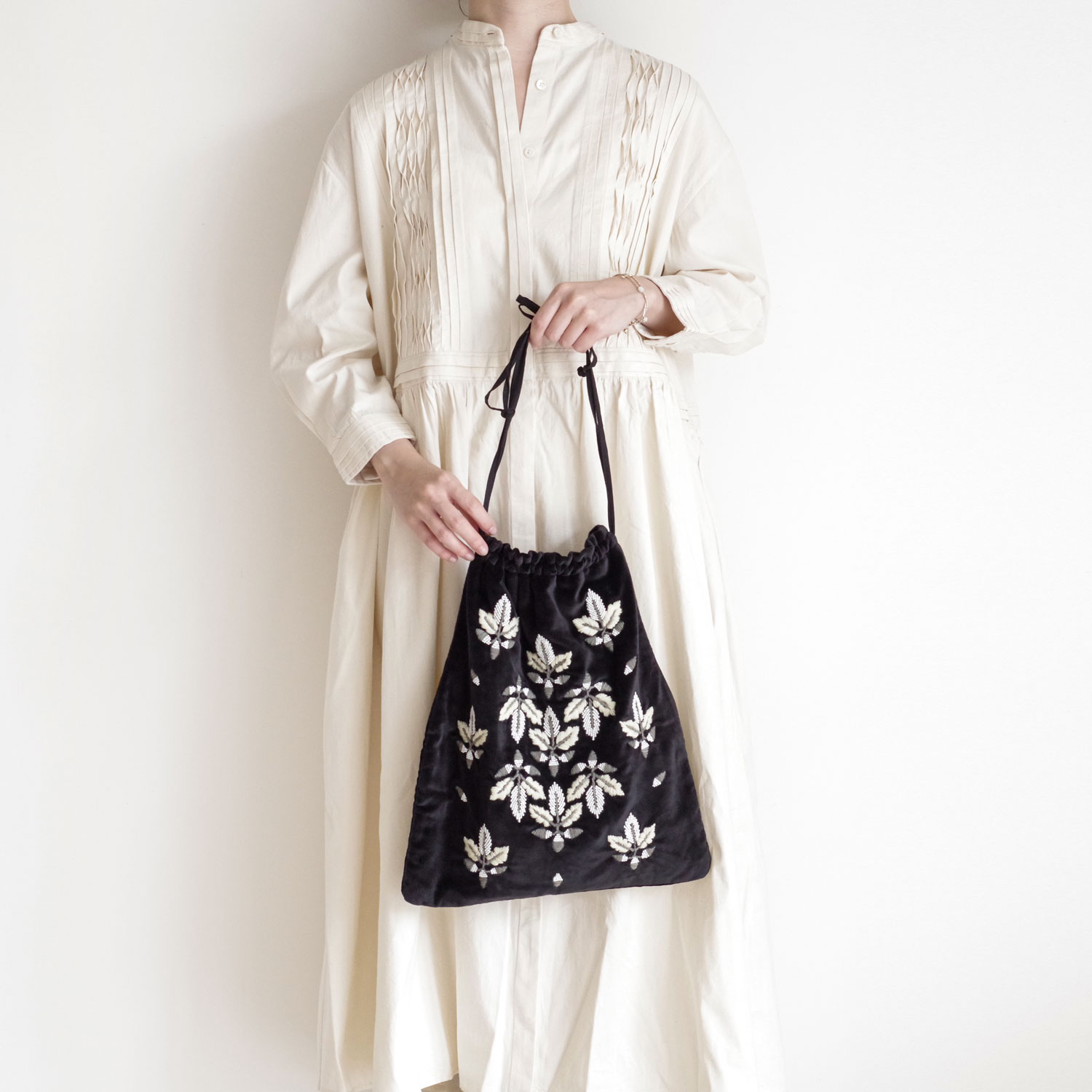 Khadi and Co ���ǥ�������ɥ��� : acorn �٥�٥åȶ���Хå�