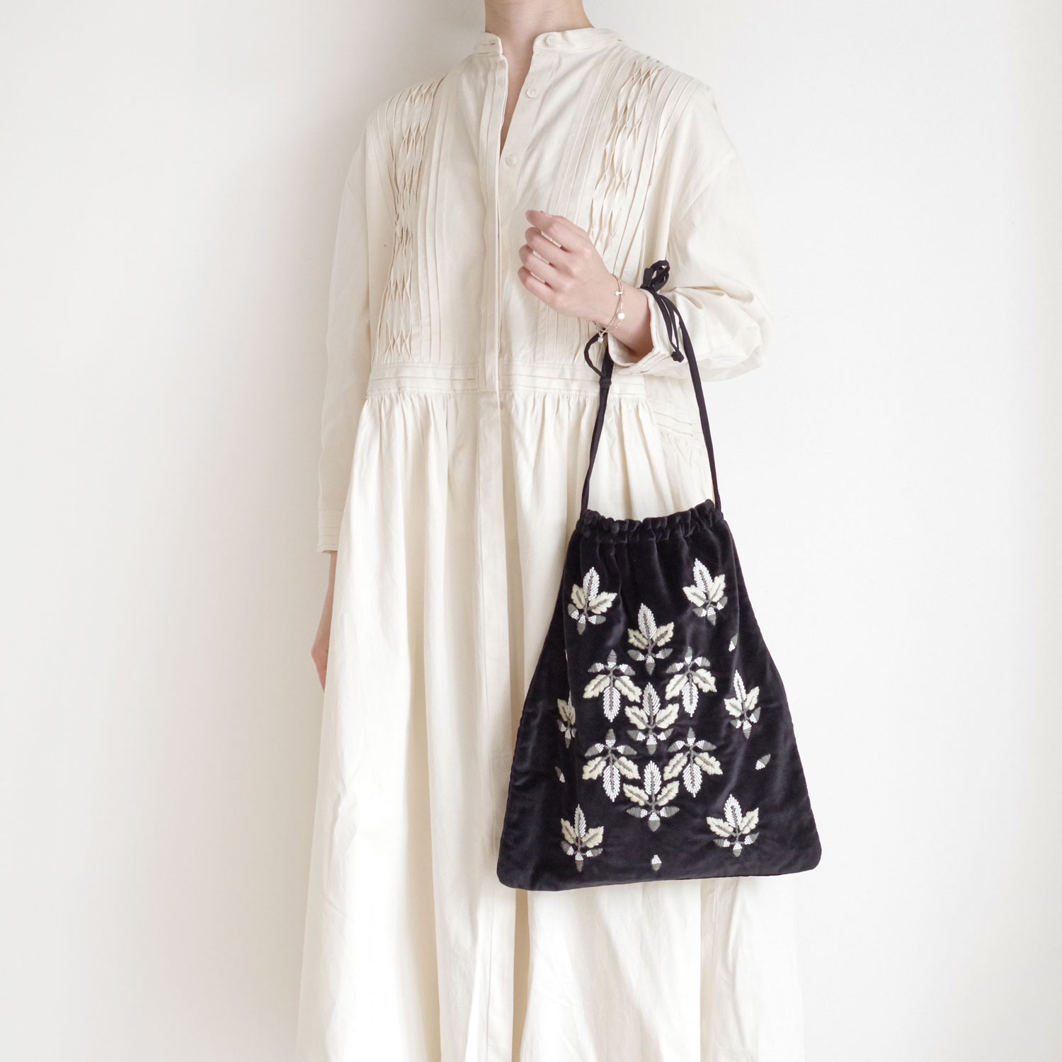 Khadi and Co ���ǥ�������ɥ��� : acorn �٥�٥åȶ���Хå�