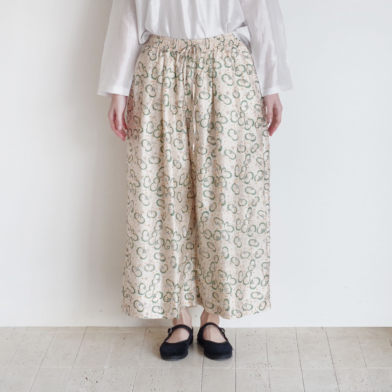 BUNON �֥Υ� : Embroidery TuckPants �ץ��ȥѥ�� (Musk Green)