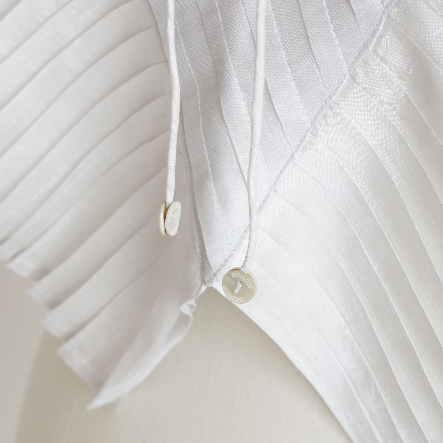 BUNON ֥Υ : Tuck Ruffle Collar åեդ