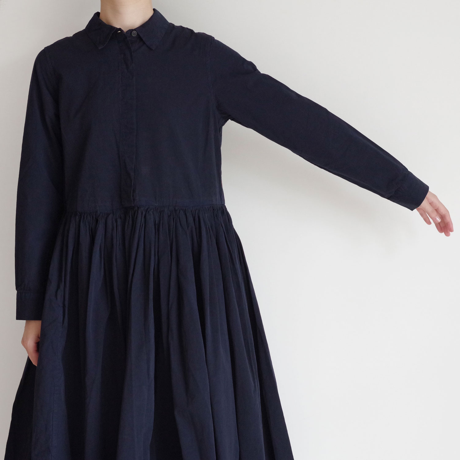 CASEY CASEY  : HELAYANE ROUCHE DRESS (NAVY) 㥶ĥԡ