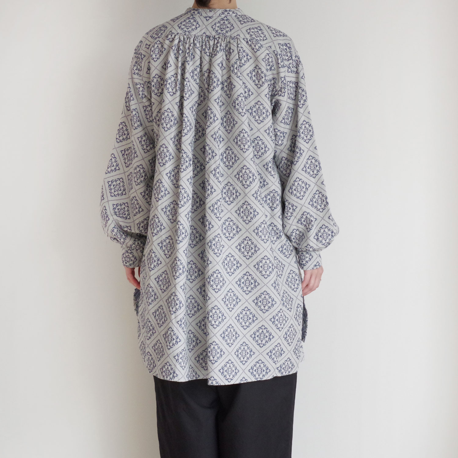 outil ƥ : CHAMISIER FELINES(ECRU/INDIGO) 㥬ɥ˥å