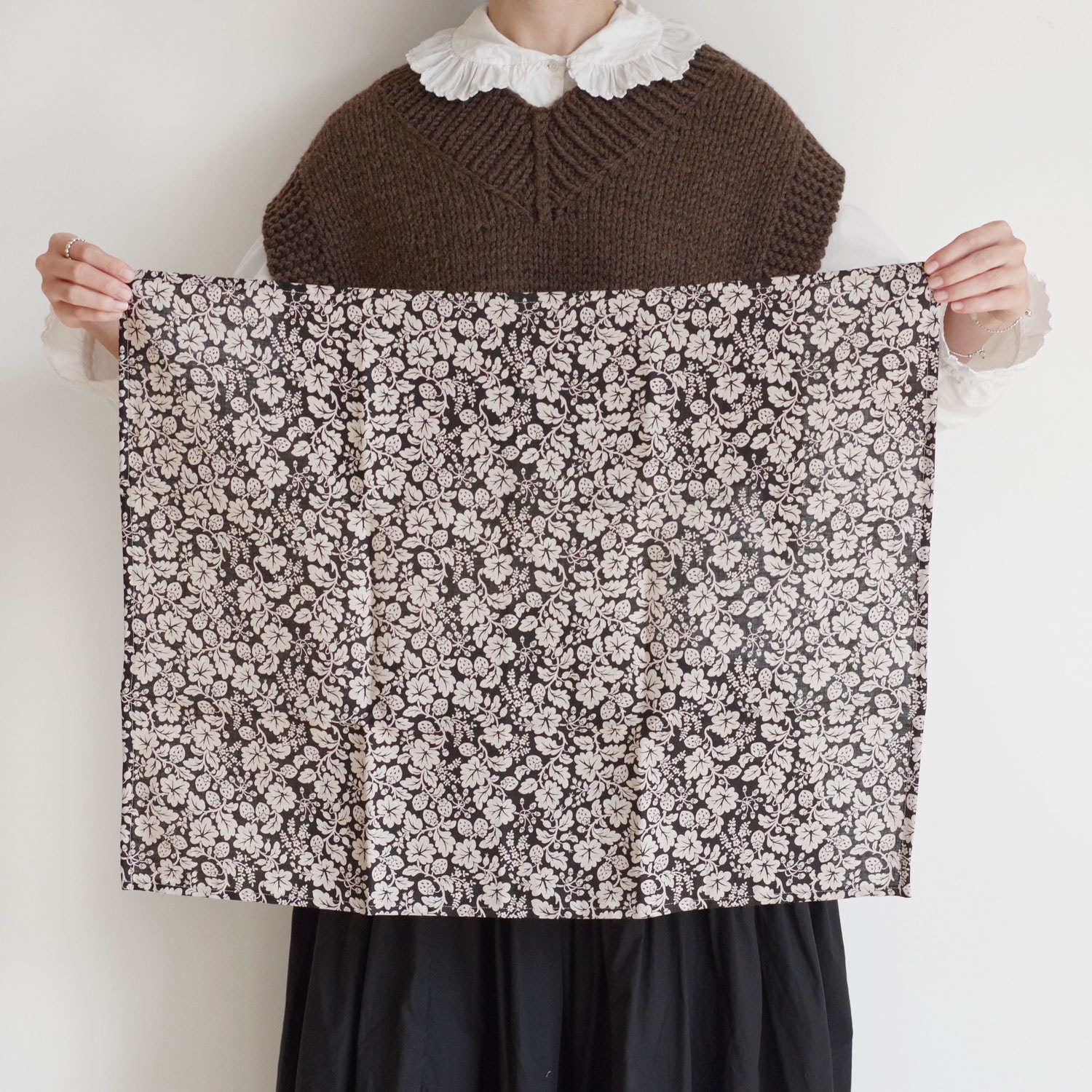 R&D.M.Co-/オールドマンズテーラー リトルワイルドベリー タックスカート R&D.M.Co- オールドマンズテーラー : WILD BERRY KITCHEN CLOTH