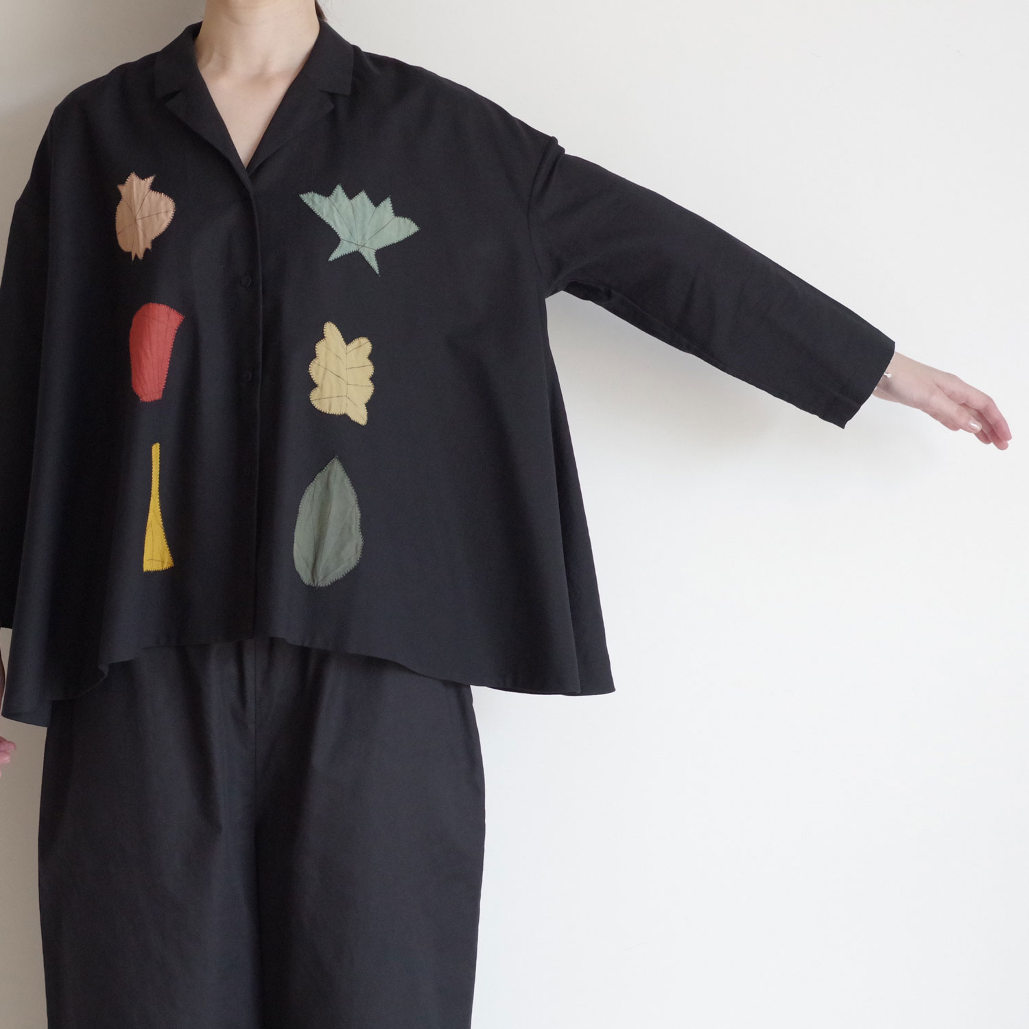 ECOLE DE CURIOSITES ��������ɥ���ꥪ���� : JULIA (COLORED PATCHES) �����ץ󥫥顼�����