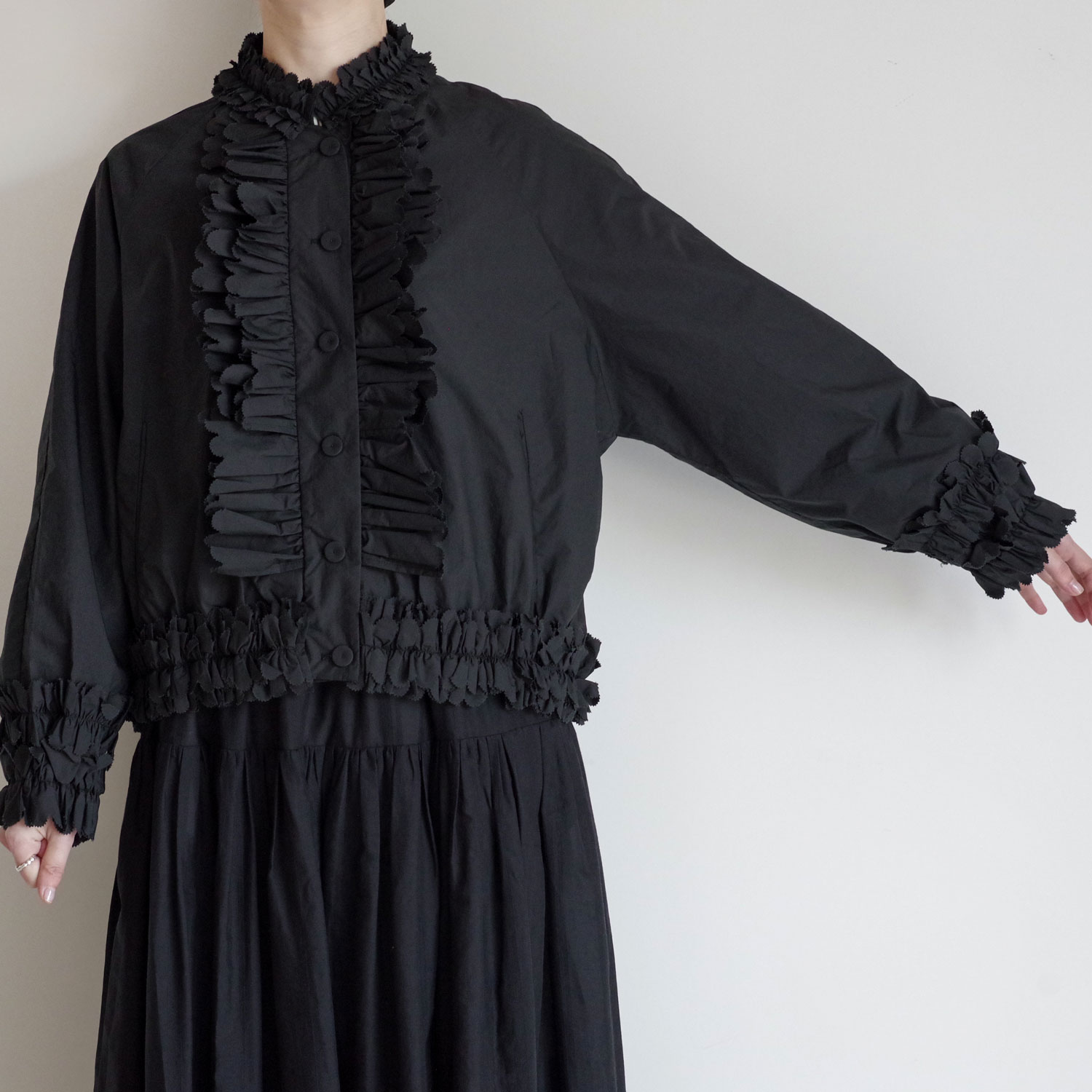 ECOLE DE CURIOSITES ��������ɥ���ꥪ���� : MICHEL �ե�륷�硼�ȥ��㥱�å�