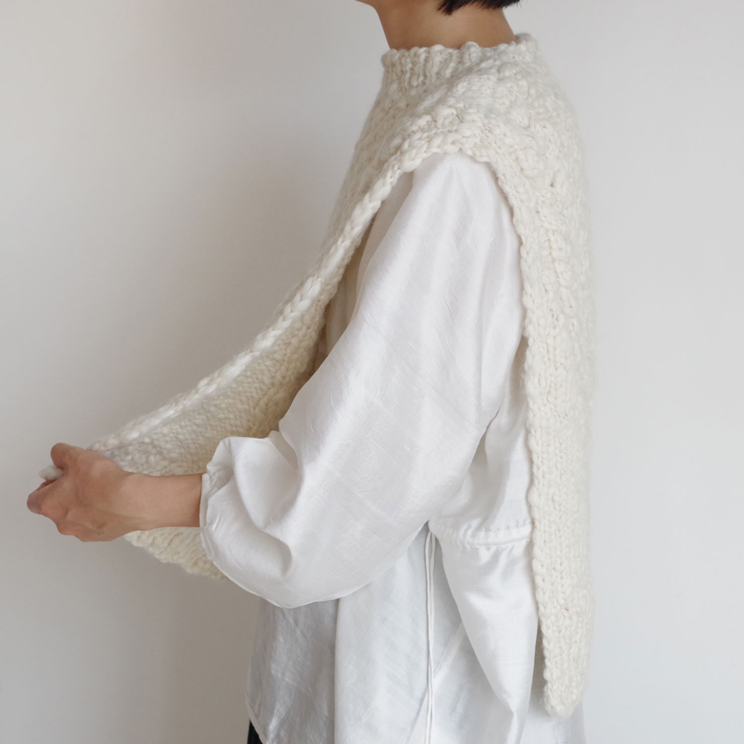 the last flower of the afternoon : ����¤�Knitted vest �˥åȥ٥���