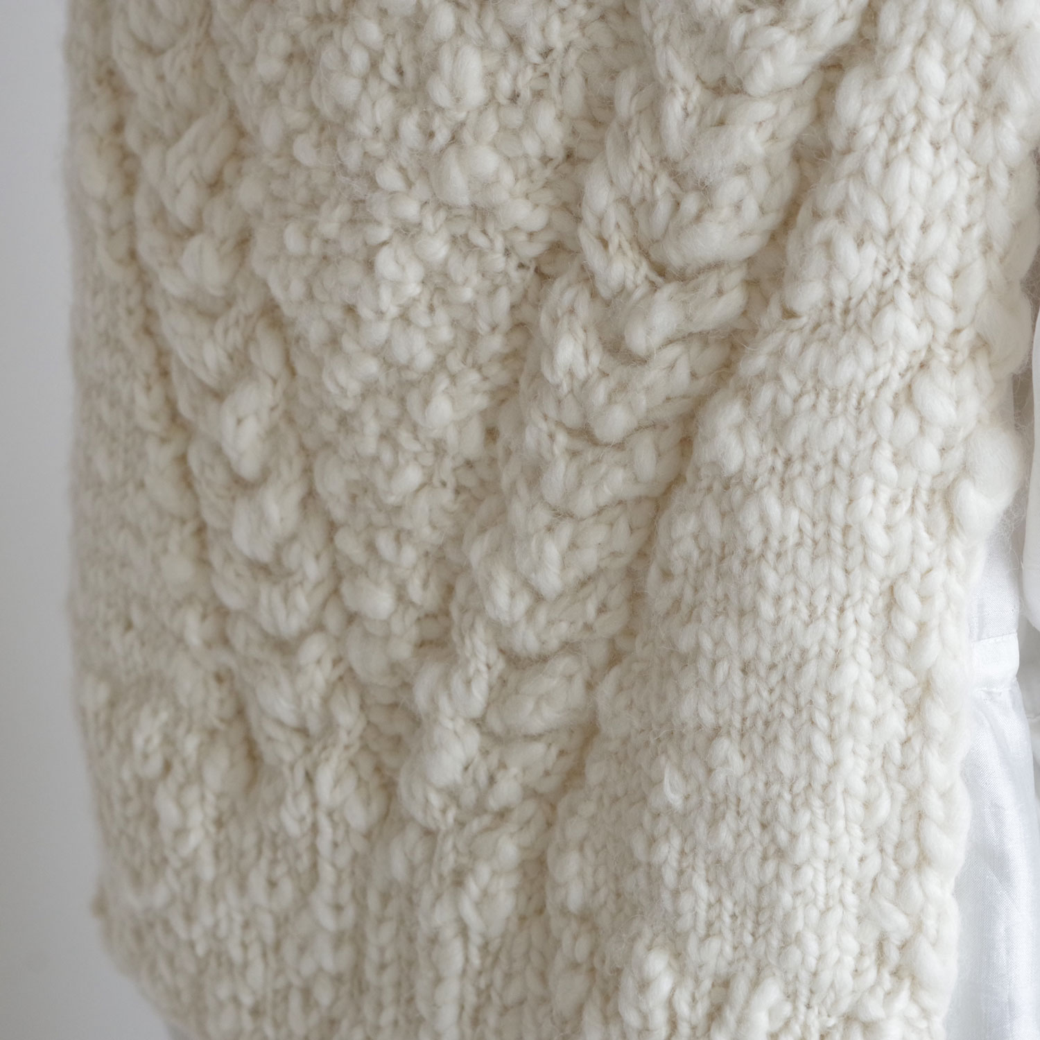 the last flower of the afternoon : ����¤�Knitted vest �˥åȥ٥���