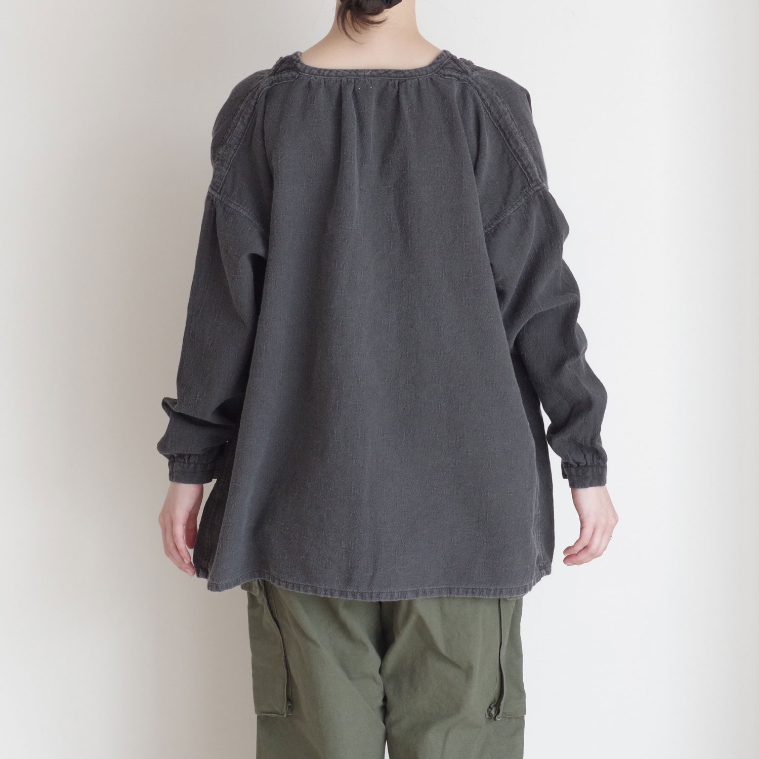 outil ���ƥ��� : CHEMISIER ORIEUX (CHARCOAL) ����å��֥饦��
