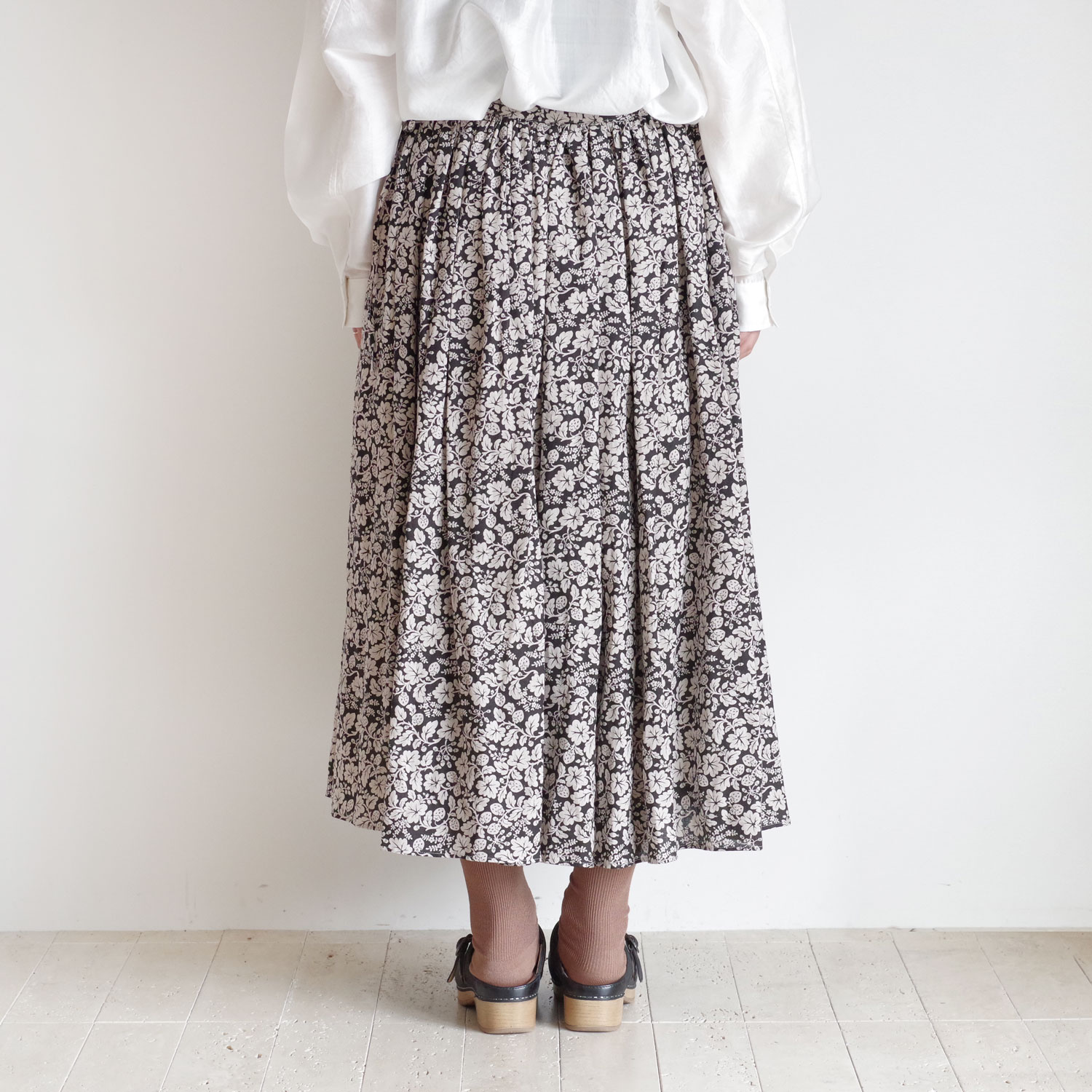 R&D.M.Co- ������ɥޥ󥺥ơ��顼 : WILD BERRY GATHER SKIRT �磻��ɥ٥꡼���㥶����������