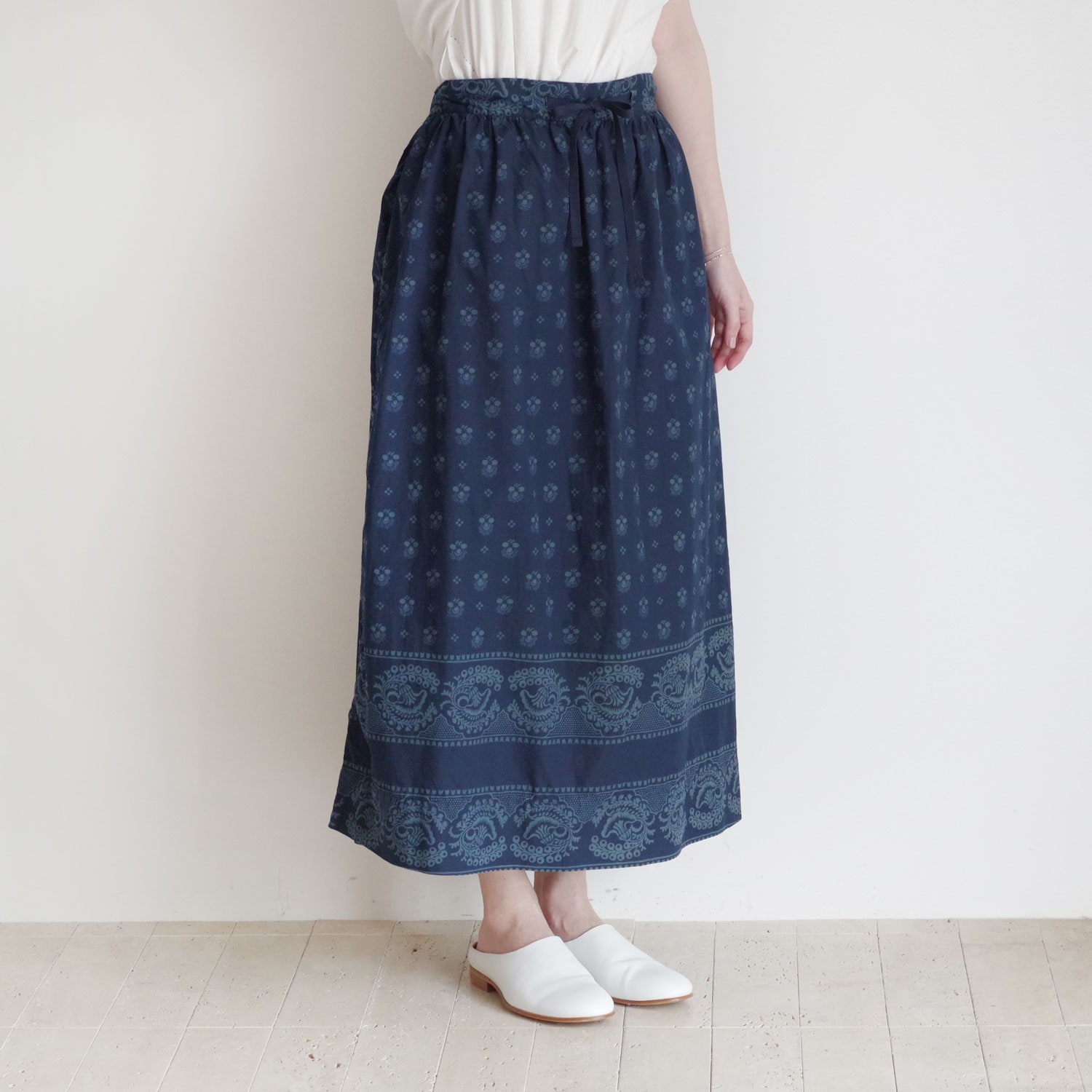 outil ���ƥ� : JUPE LEZAY (INDIGO) ��������