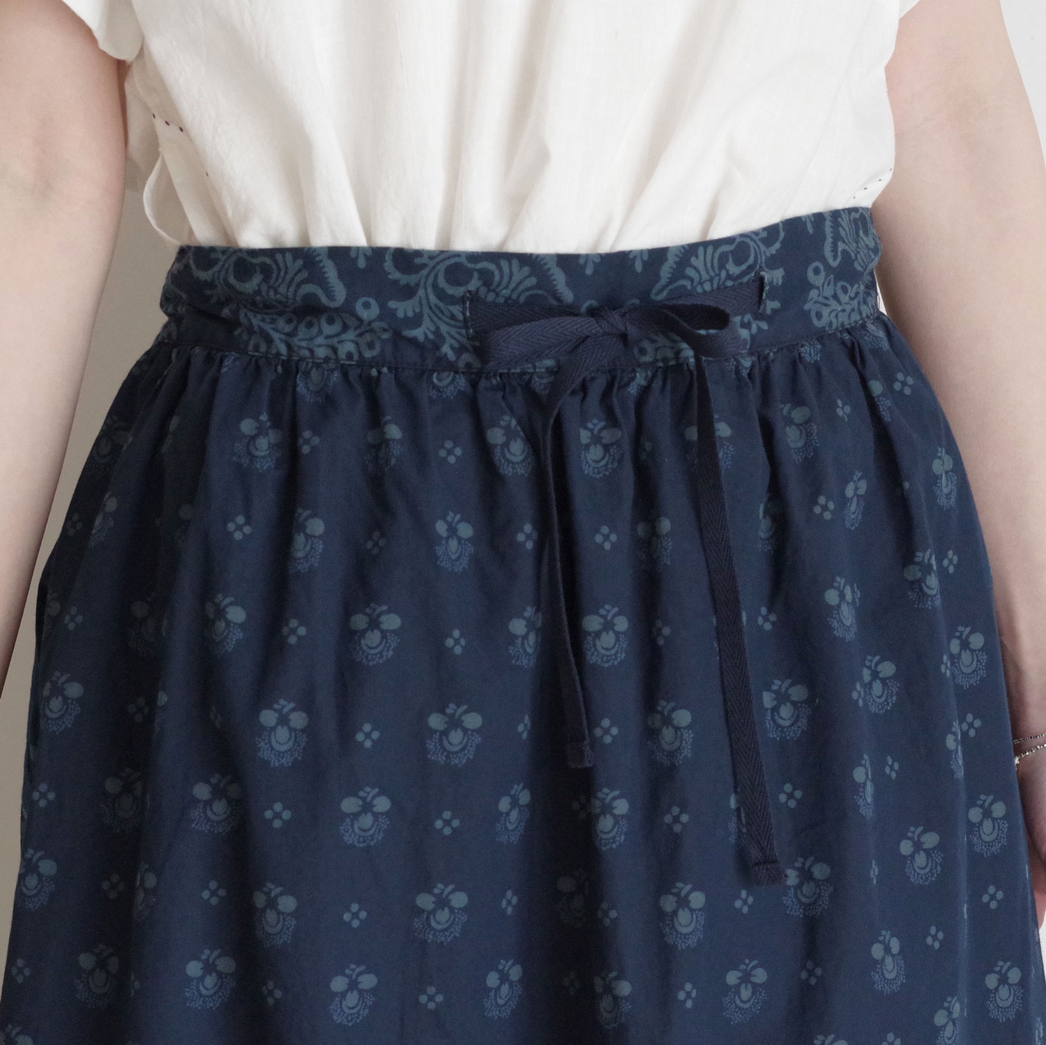 outil ���ƥ� : JUPE LEZAY (INDIGO) ��������