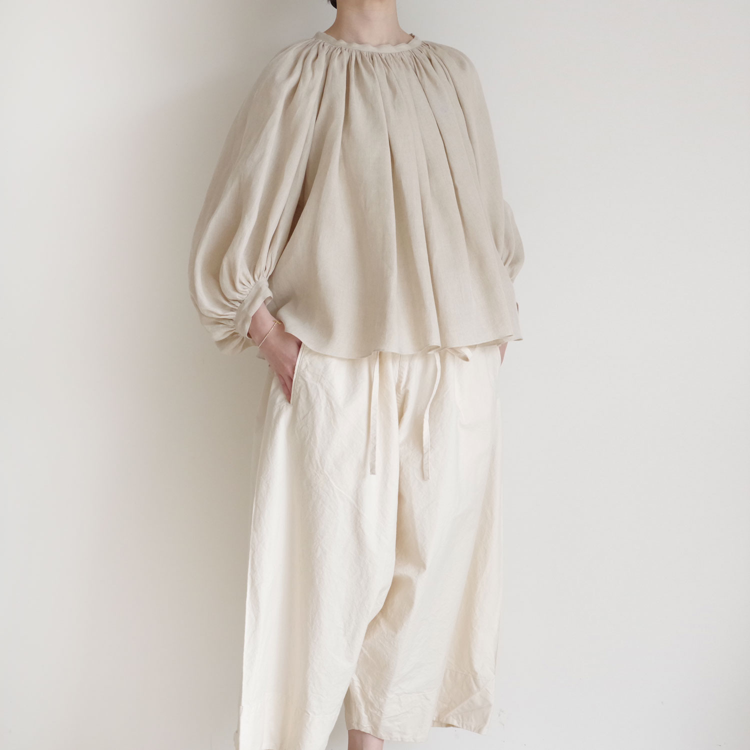 R&D.M.Co- ������ɥޥ󥺥ơ��顼 : DENSELY LINEN GATHER SMOCK ���㥶������å�