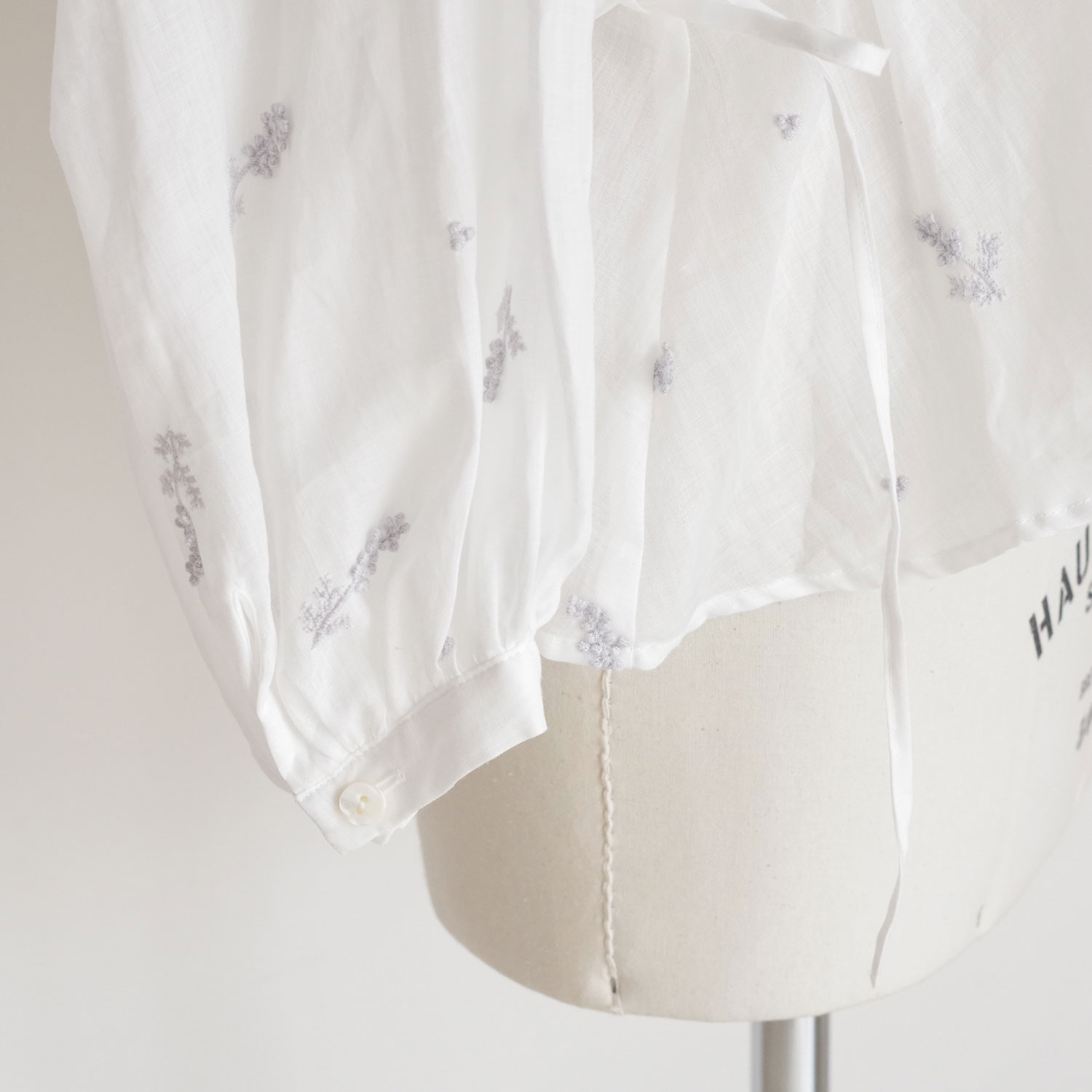 kijinokanosei �����Υ��Υ����� : tuck blouse ����֥������꡼�֥饦��