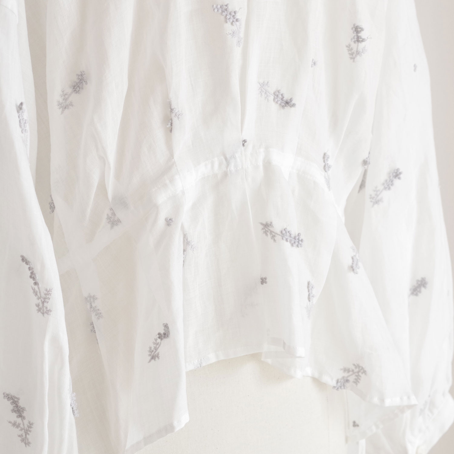 kijinokanosei �����Υ��Υ����� : tuck blouse ����֥������꡼�֥饦��