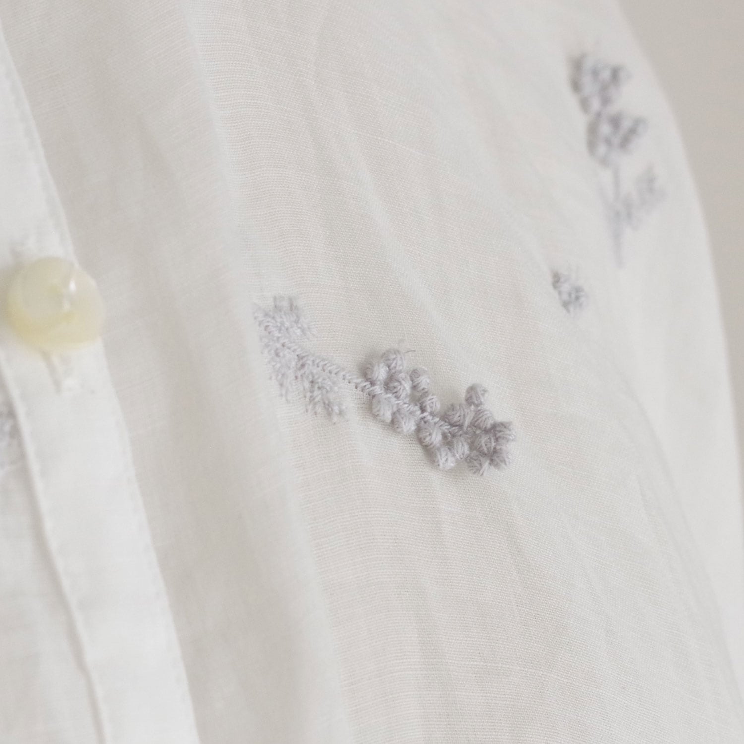 kijinokanosei �����Υ��Υ����� : tuck blouse ����֥������꡼�֥饦��