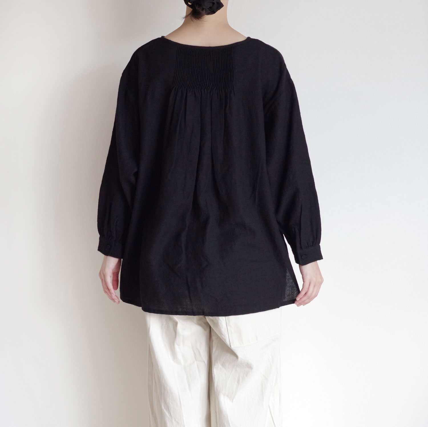 maison de soil ᥾ɥ : BOAT-NECK BACK PINTUCK SHIRT ܡȥͥå