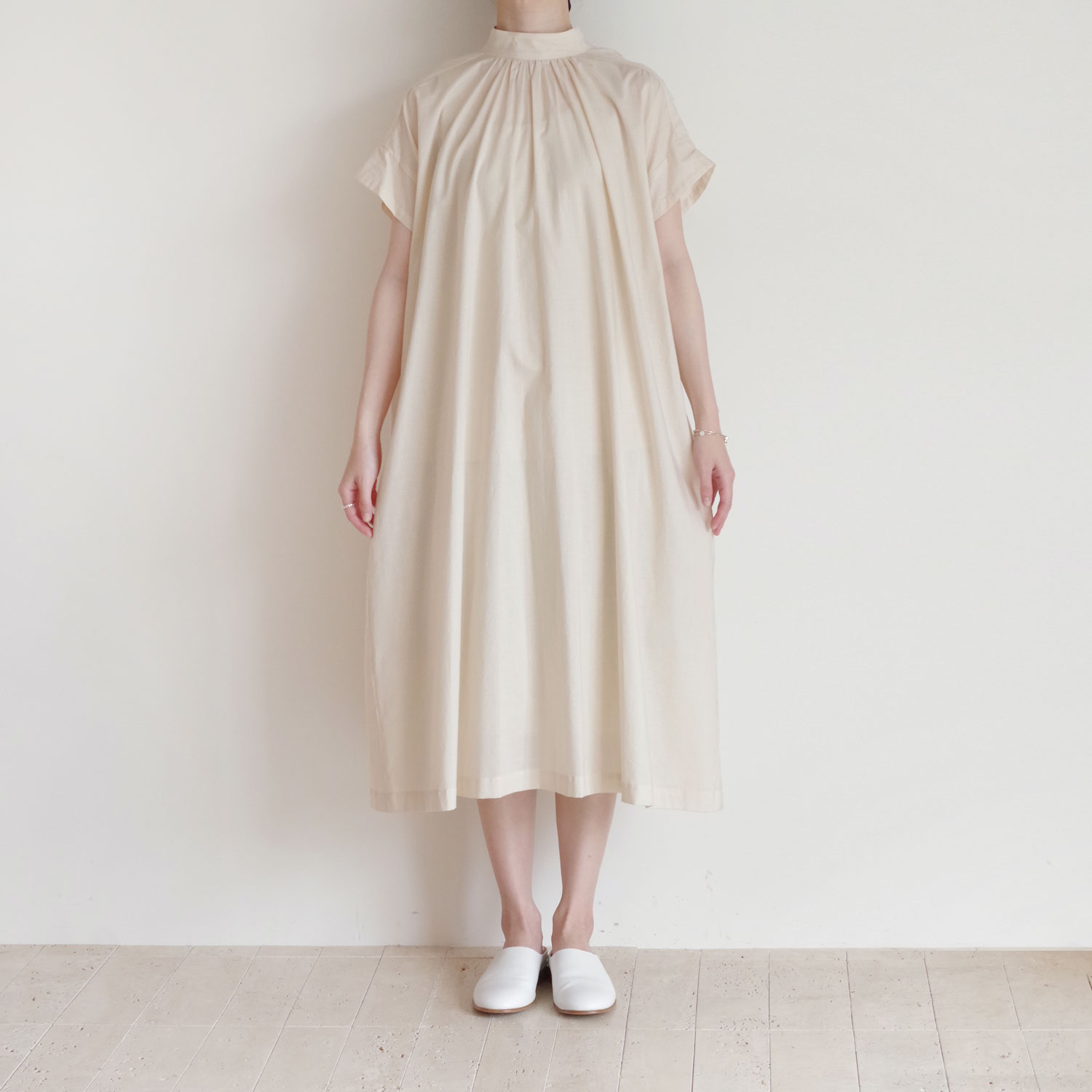 the last flower of the afternoon : �ż�η��� half sleeve back open dress ���ԡ���