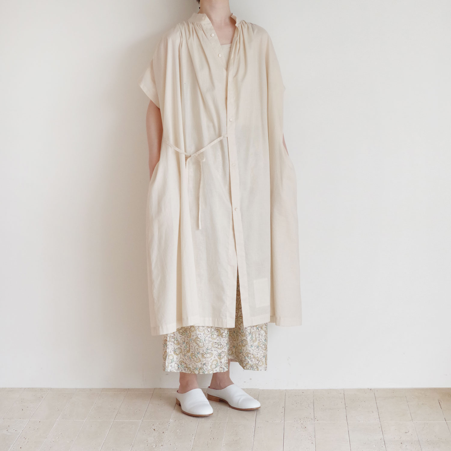 the last flower of the afternoon : �ż�η��� half sleeve back open dress ���ԡ���