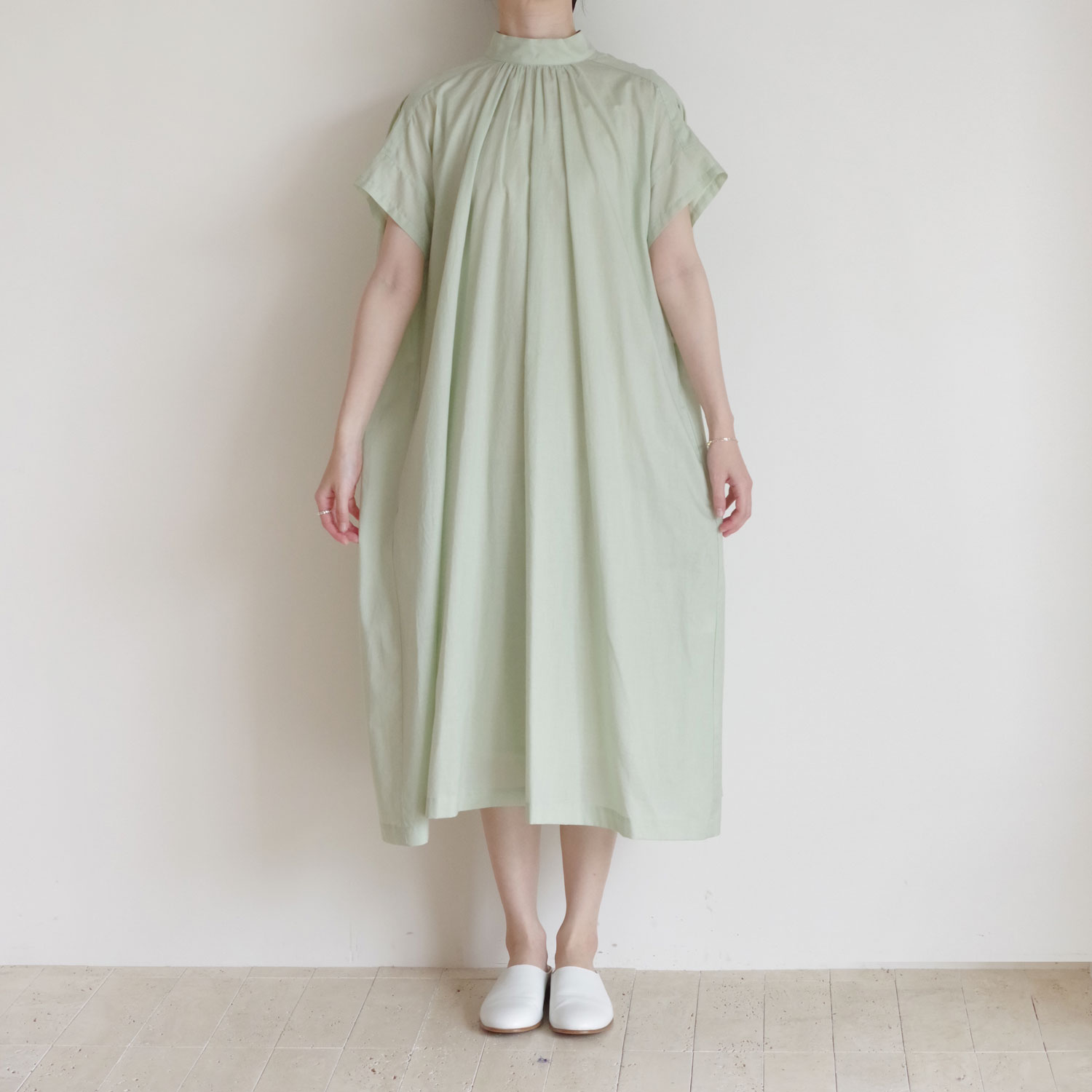 the last flower of the afternoon : �ż�η��� half sleeve back open dress ���ԡ���