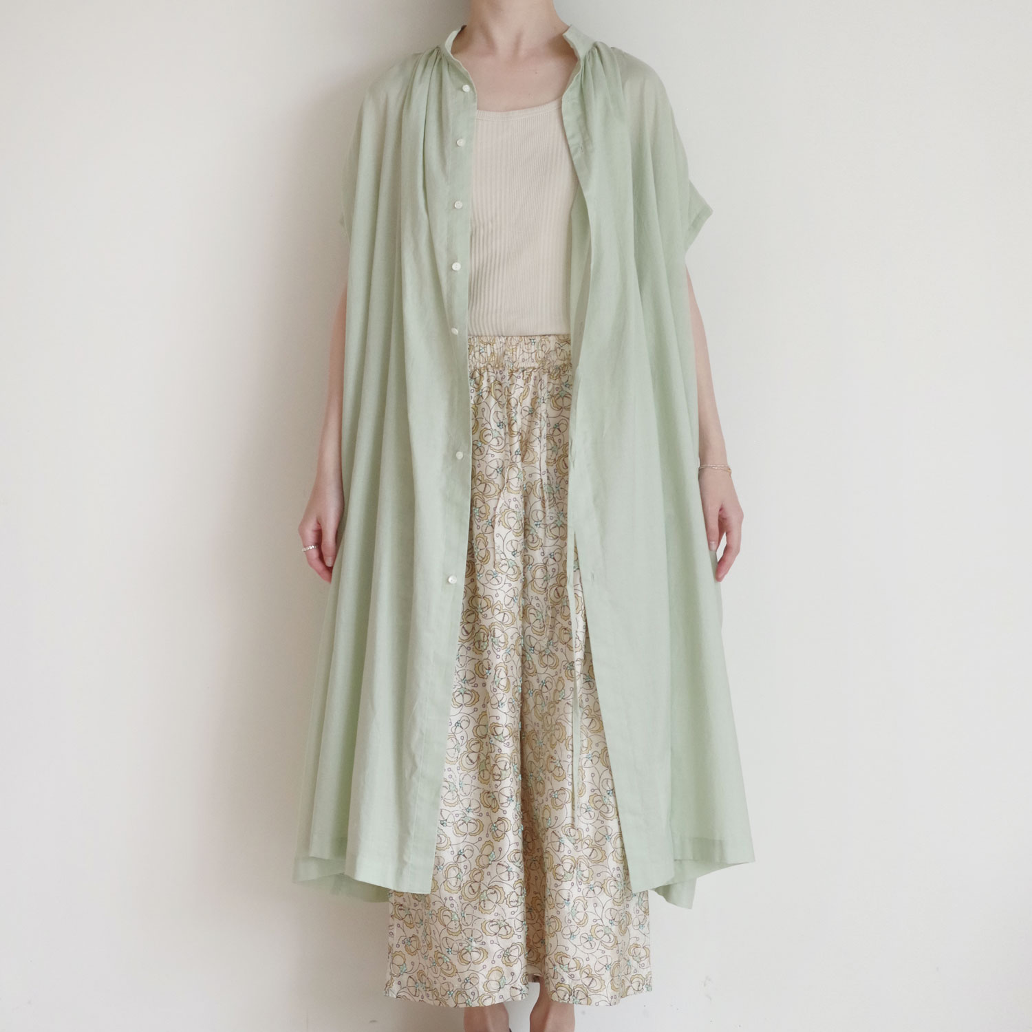 the last flower of the afternoon : �ż�η��� half sleeve back open dress ���ԡ���