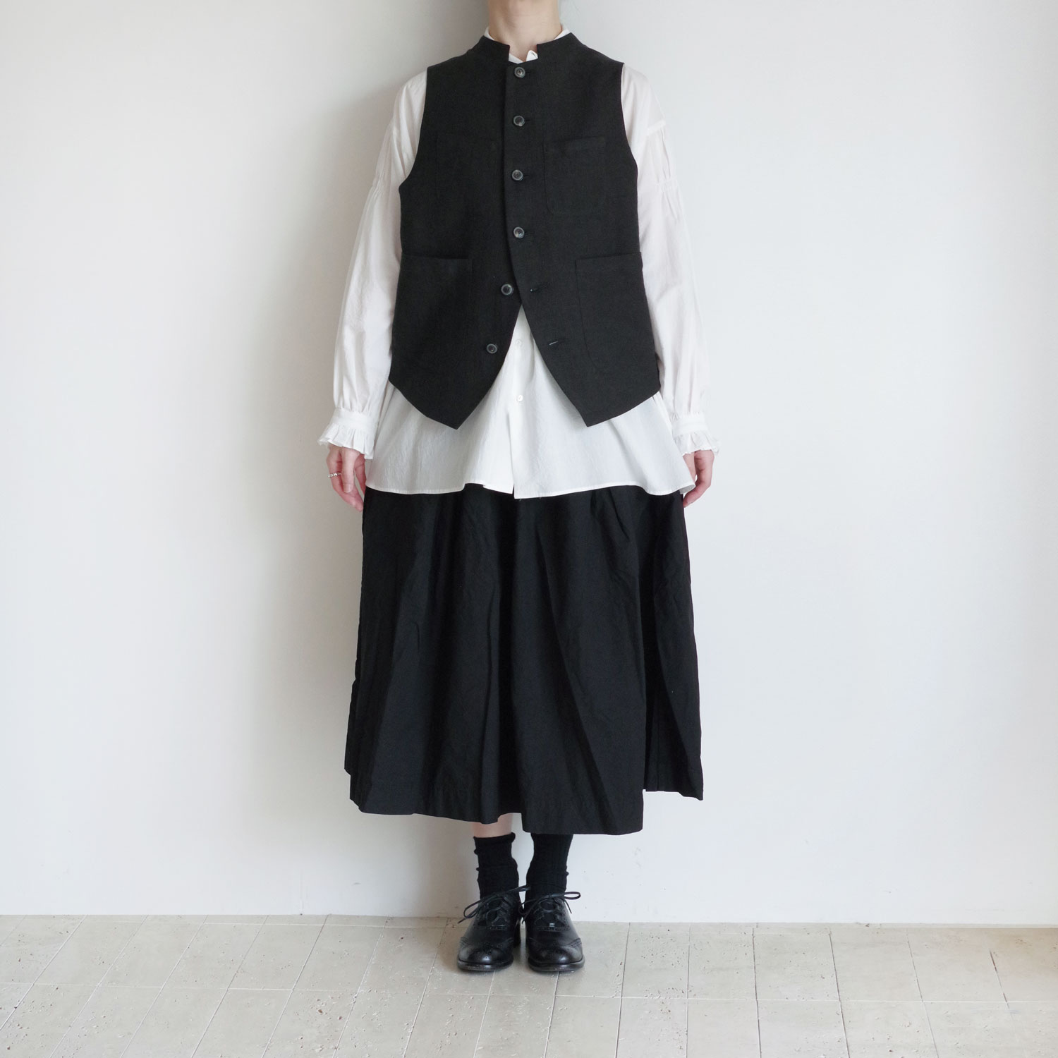 the last flower of the afternoon :  logger vest ٥