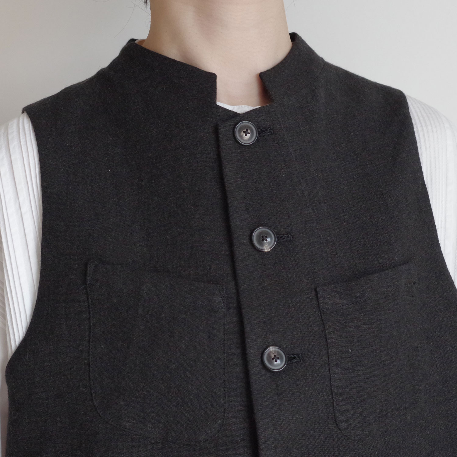 the last flower of the afternoon :  logger vest ٥