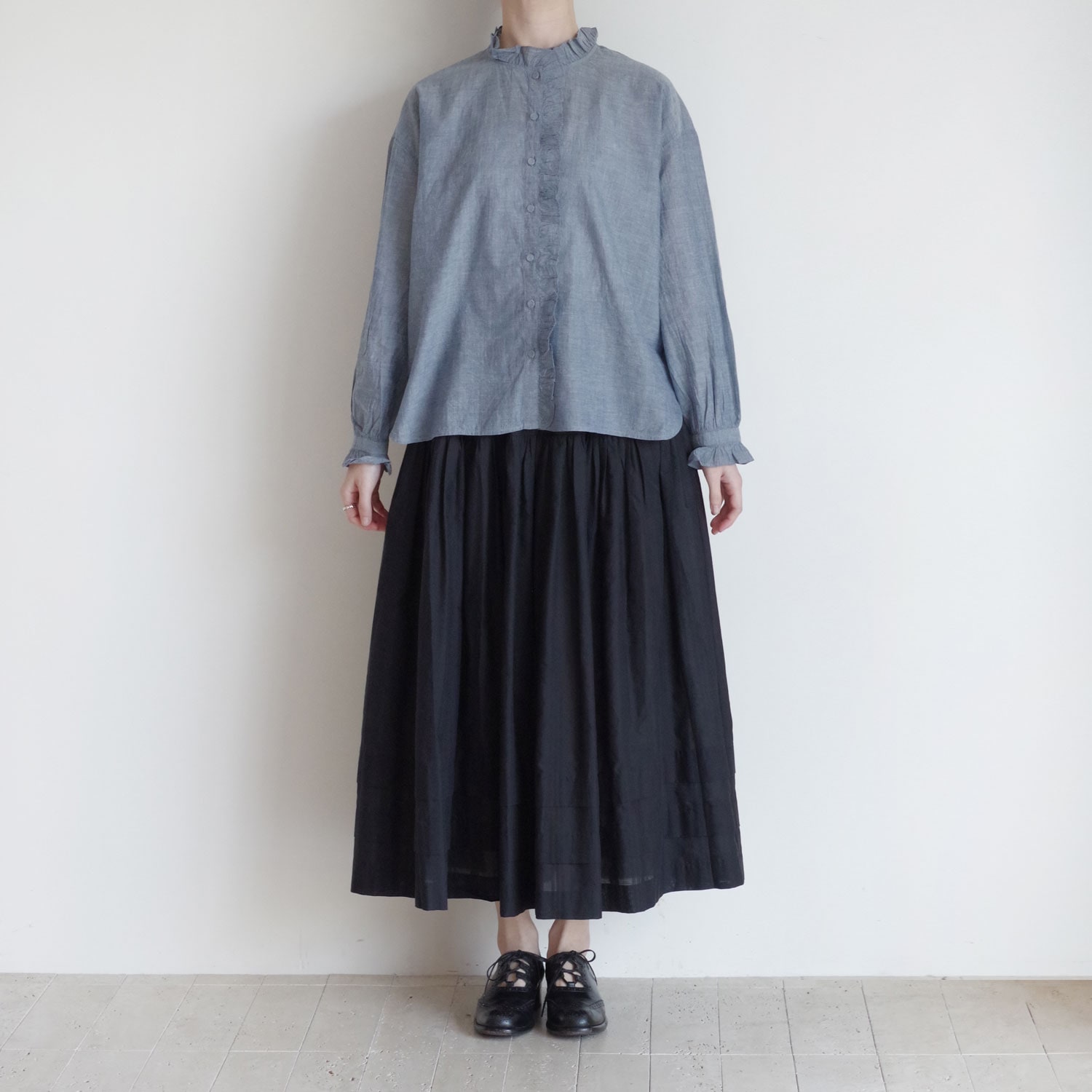 maison de soil �᥾��ɥ����� : HANDWOVEN YARN DYE NATURAL INDIGO CHAMBRAY �ե�륫�顼�����