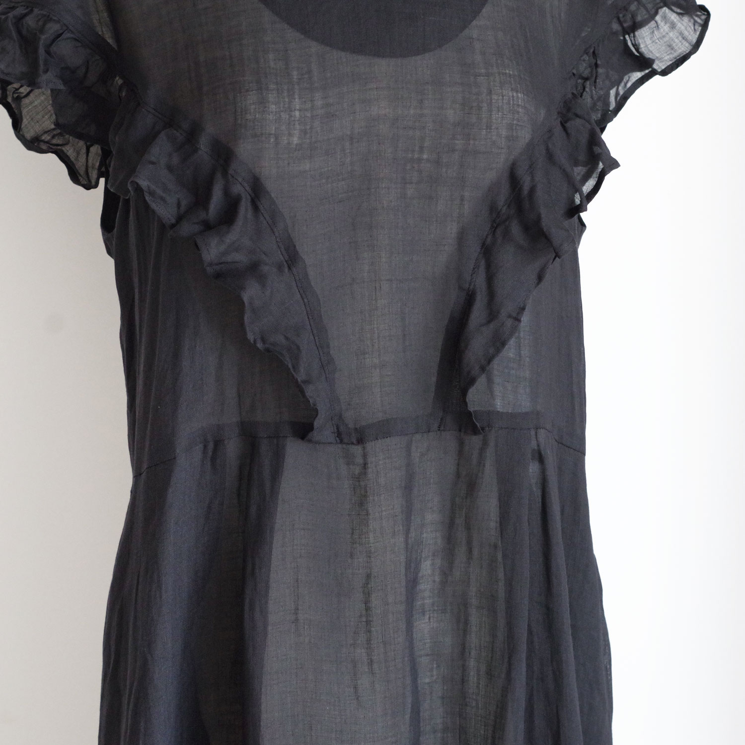 the last flower of the afternoon : Ʃ���ʵ�ƻ Sheer ruffled dress