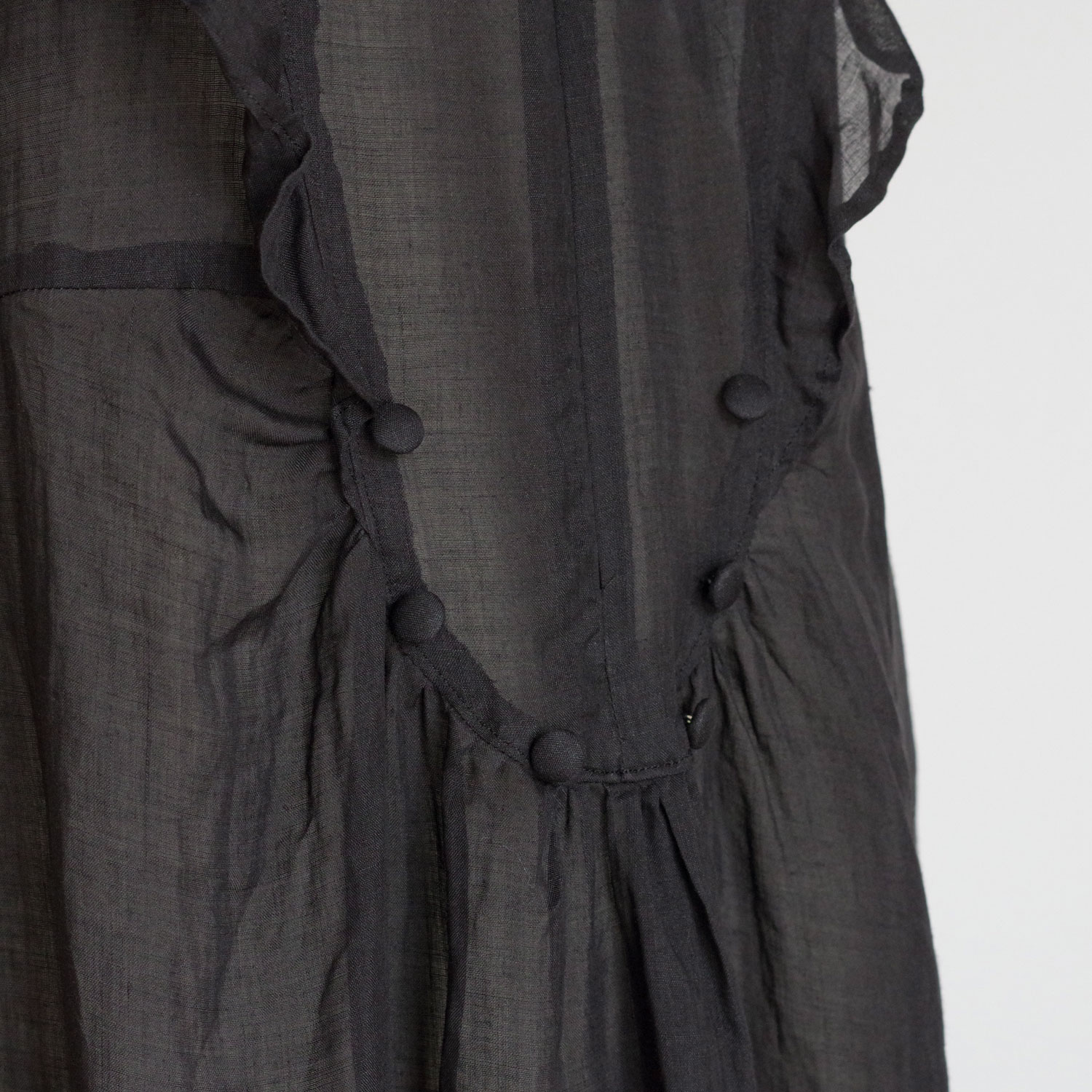 the last flower of the afternoon : Ʃ���ʵ�ƻ Sheer ruffled dress