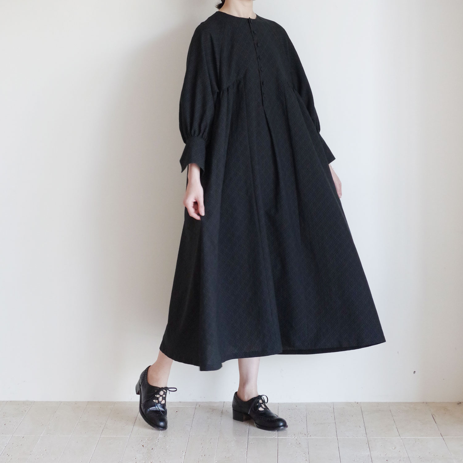 the last flower of the afternoon : �ʤ뾿 Collarless Half-placket shirt dress