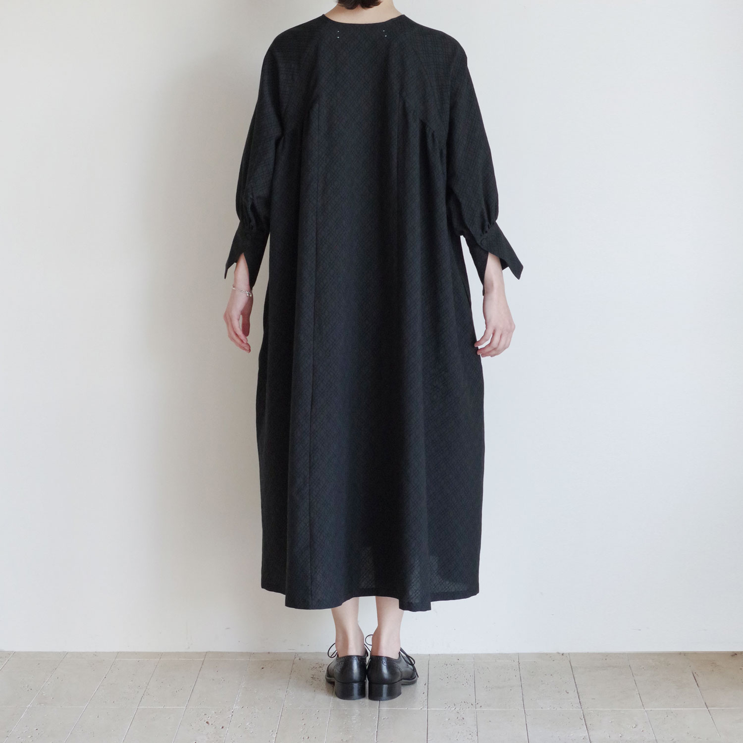 the last flower of the afternoon : �ʤ뾿 Collarless Half-placket shirt dress