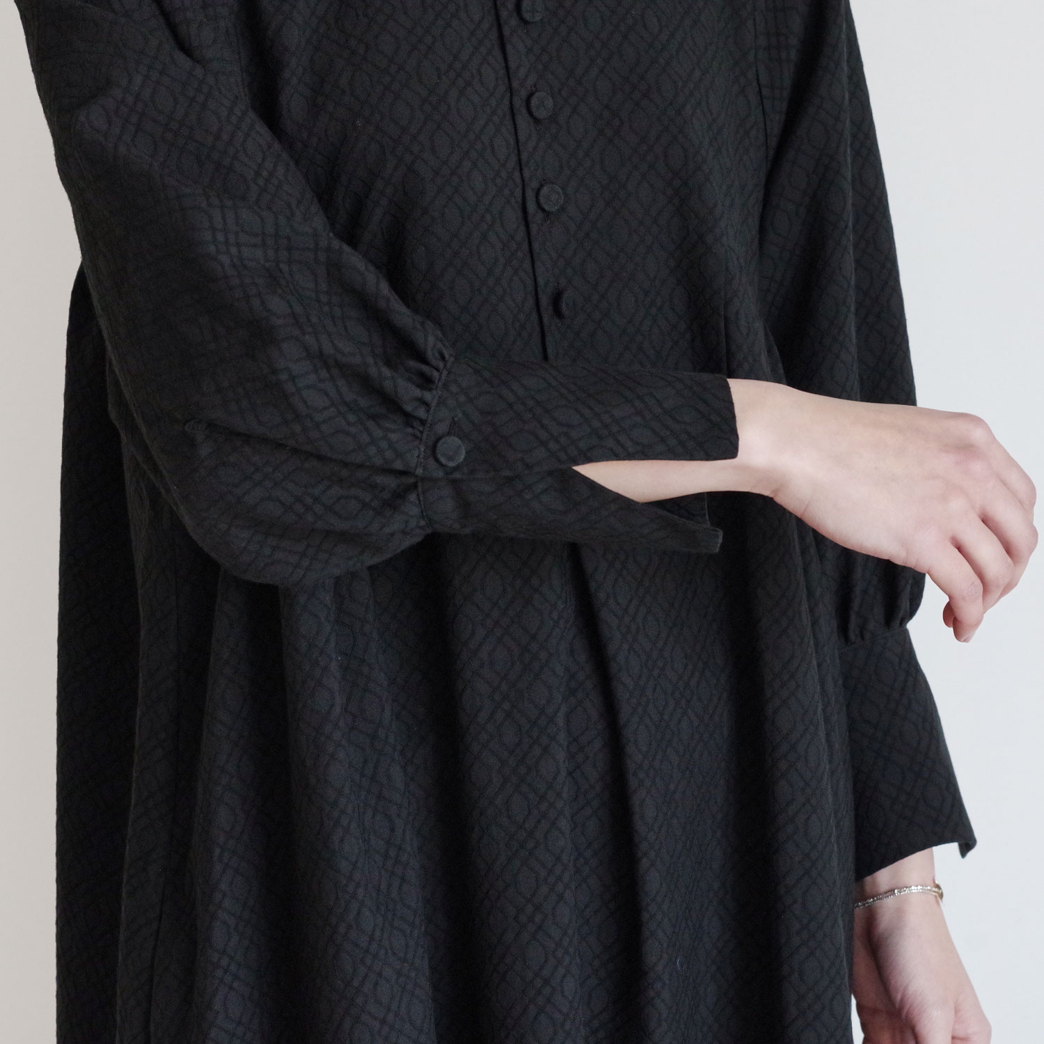 the last flower of the afternoon : �ʤ뾿 Collarless Half-placket shirt dress