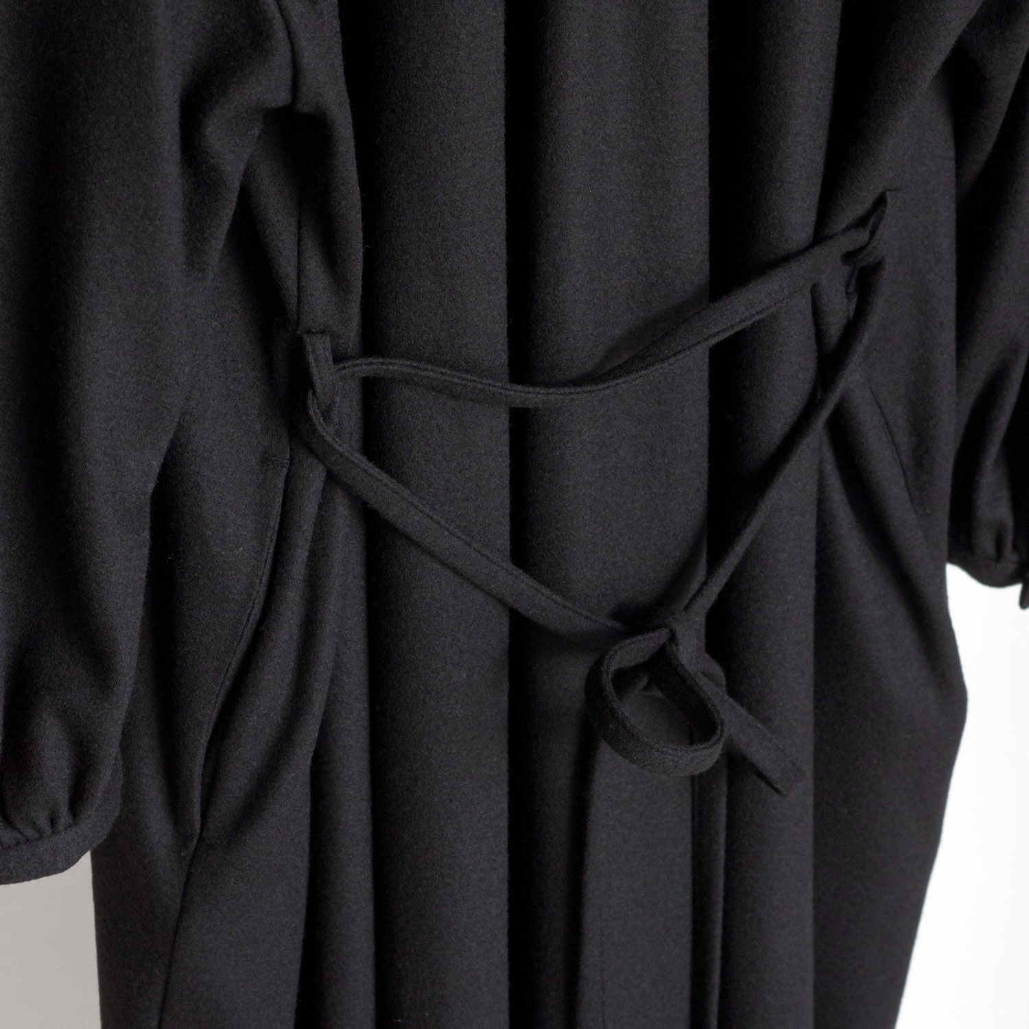 R&D.M.Co- ������ɥޥ󥺥ơ��顼 : MIDDLE SMOOTH GATHER SLEEVE DRESS ��������ԡ���