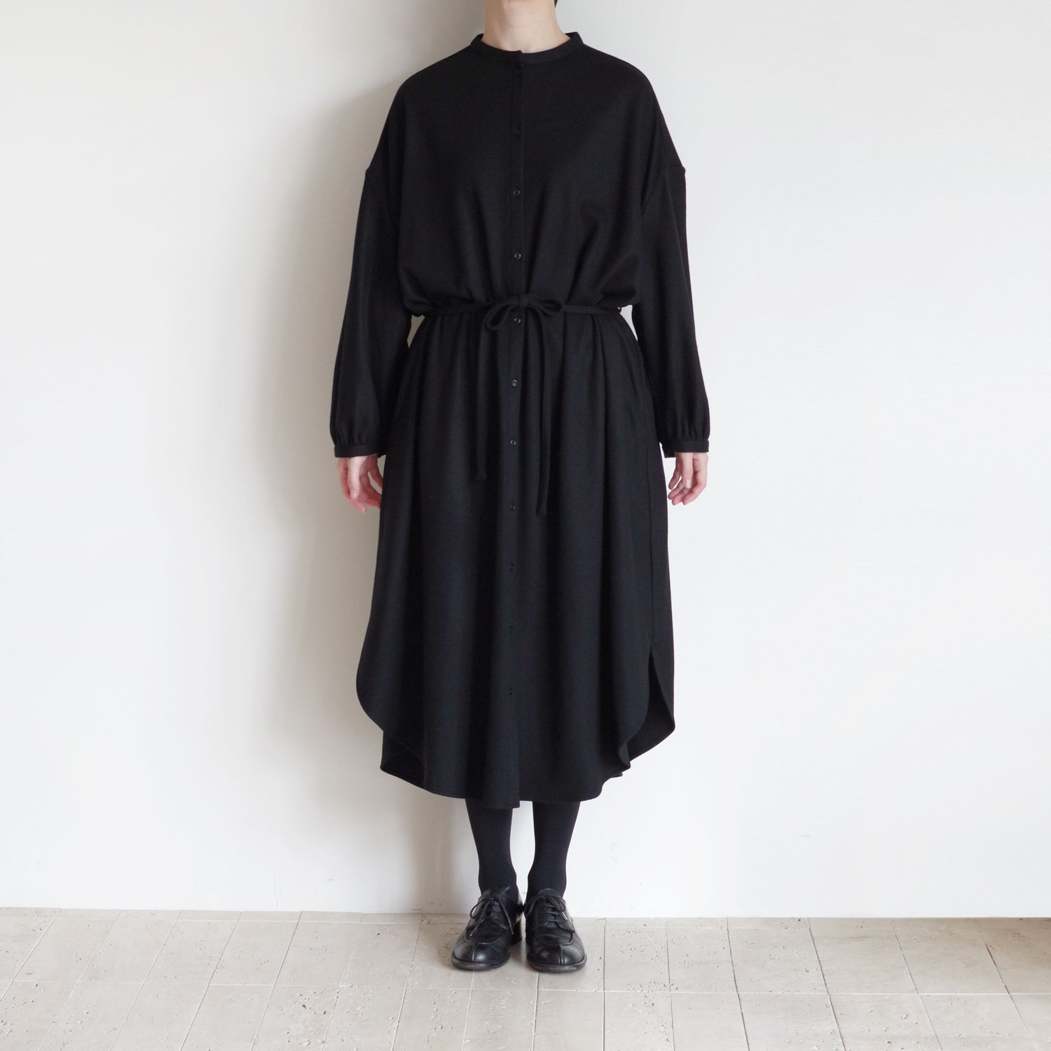 R&D.M.Co- ������ɥޥ󥺥ơ��顼 : MIDDLE SMOOTH GATHER SLEEVE DRESS ��������ԡ���