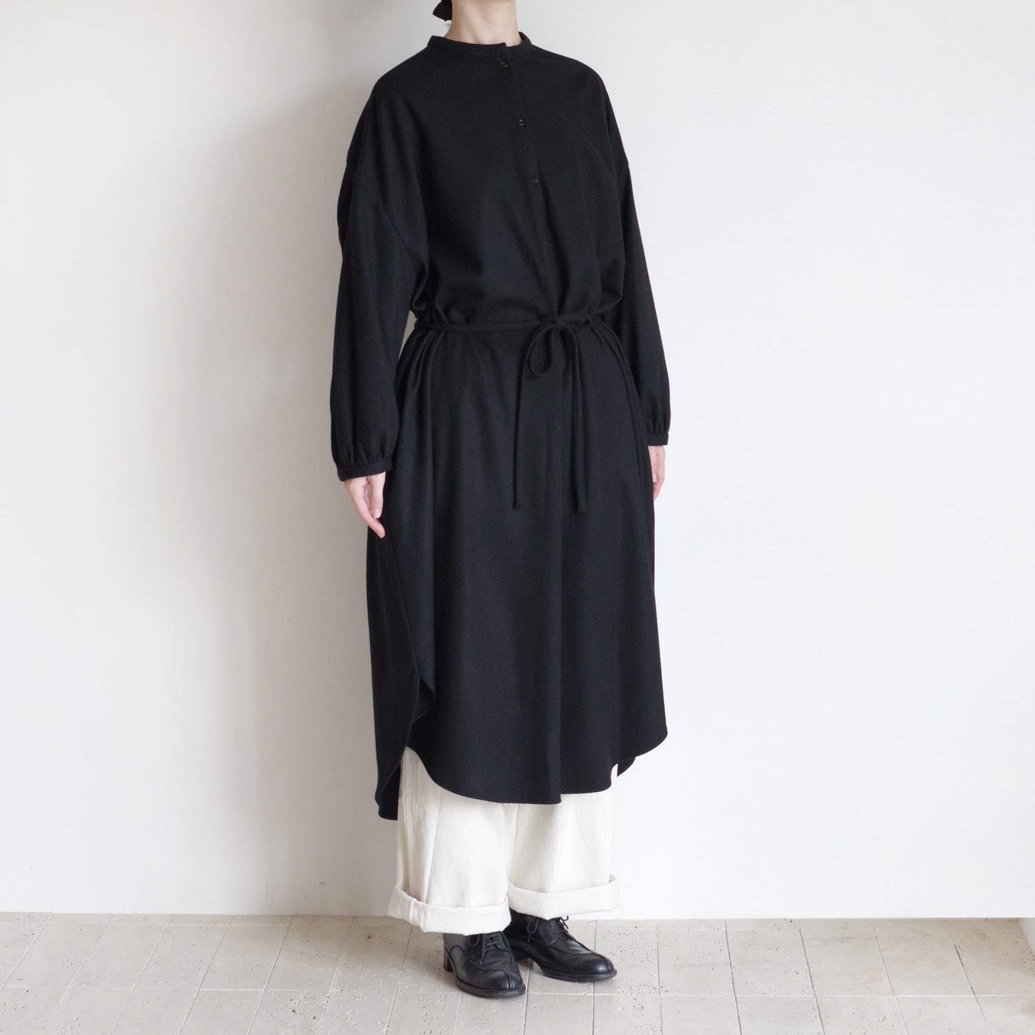 R&D.M.Co- ������ɥޥ󥺥ơ��顼 : MIDDLE SMOOTH GATHER SLEEVE DRESS ��������ԡ���