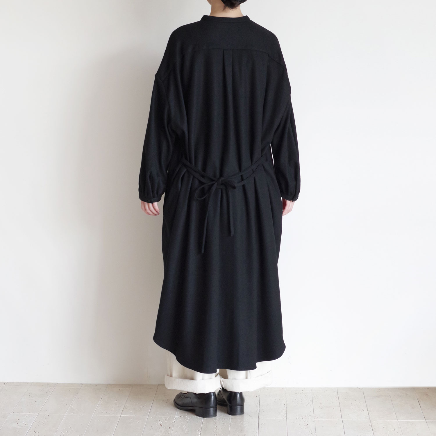 R&D.M.Co- ������ɥޥ󥺥ơ��顼 : MIDDLE SMOOTH GATHER SLEEVE DRESS ��������ԡ���