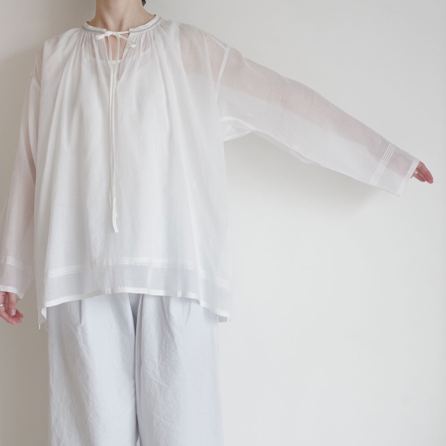 AODRESS �����ɥ쥹 : ari jelly neck dori blouse �������˿����㥶���֥饦��