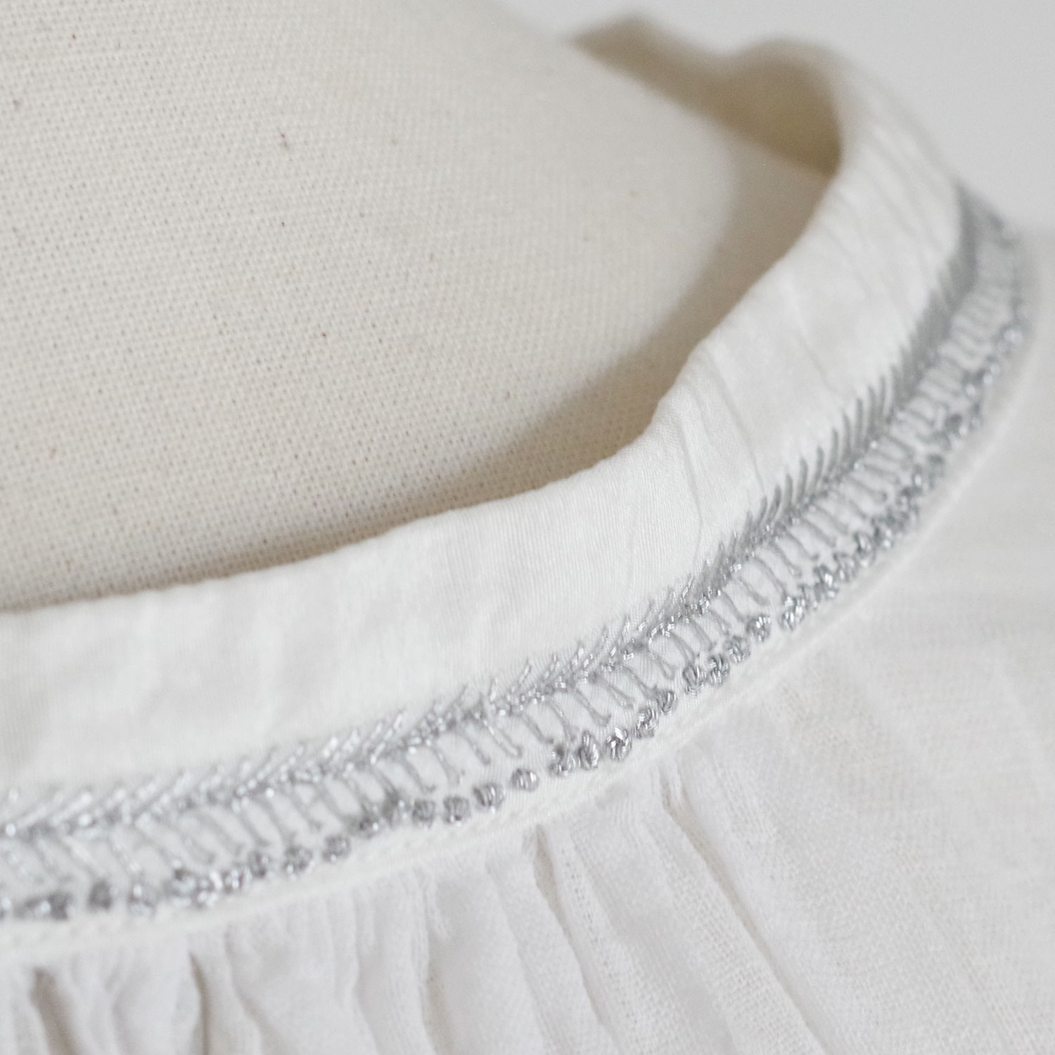 AODRESS �����ɥ쥹 : ari jelly neck dori blouse �������˿����㥶���֥饦��