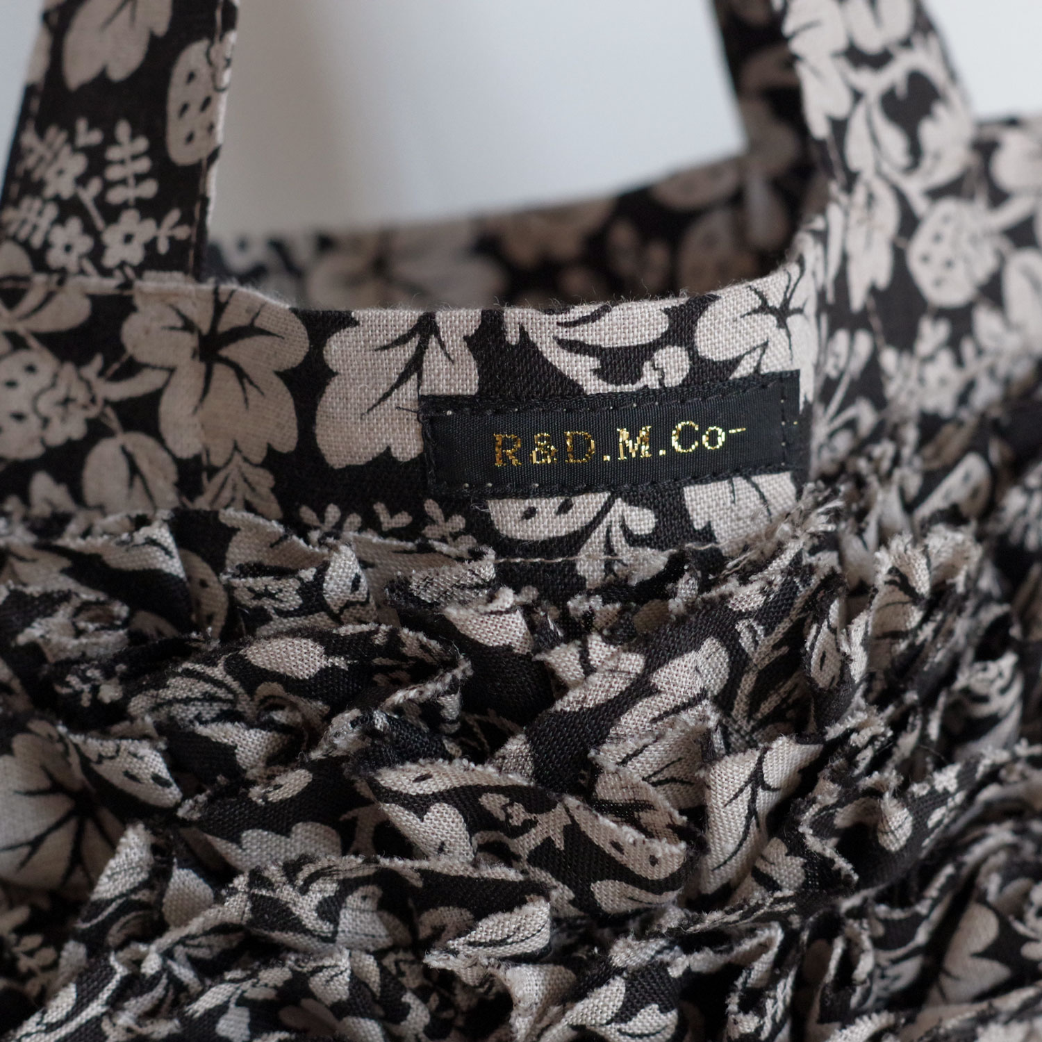 R&D.M.Co- ������ɥޥ󥺥ơ��顼 : WILD BERRY FRILL TOTE BAG �ե��ȡ��ȥХå�