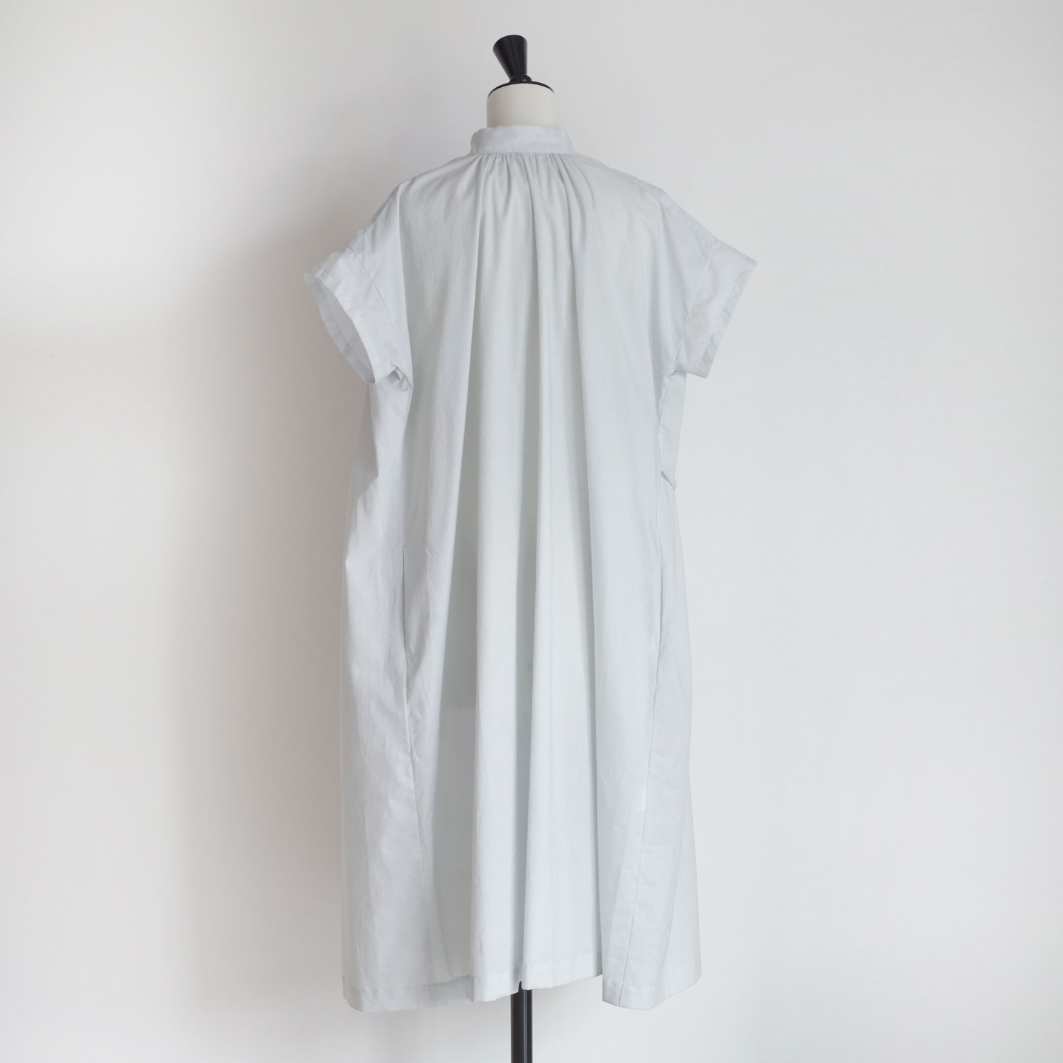 the last flower of the afternoon : �ż�η��� half sleeve back open dress �Хå������ץ���ԡ���