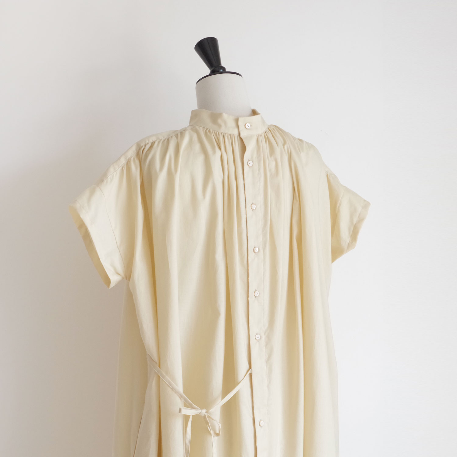the last flower of the afternoon : �ż�η��� half sleeve back open dress �Хå������ץ���ԡ���