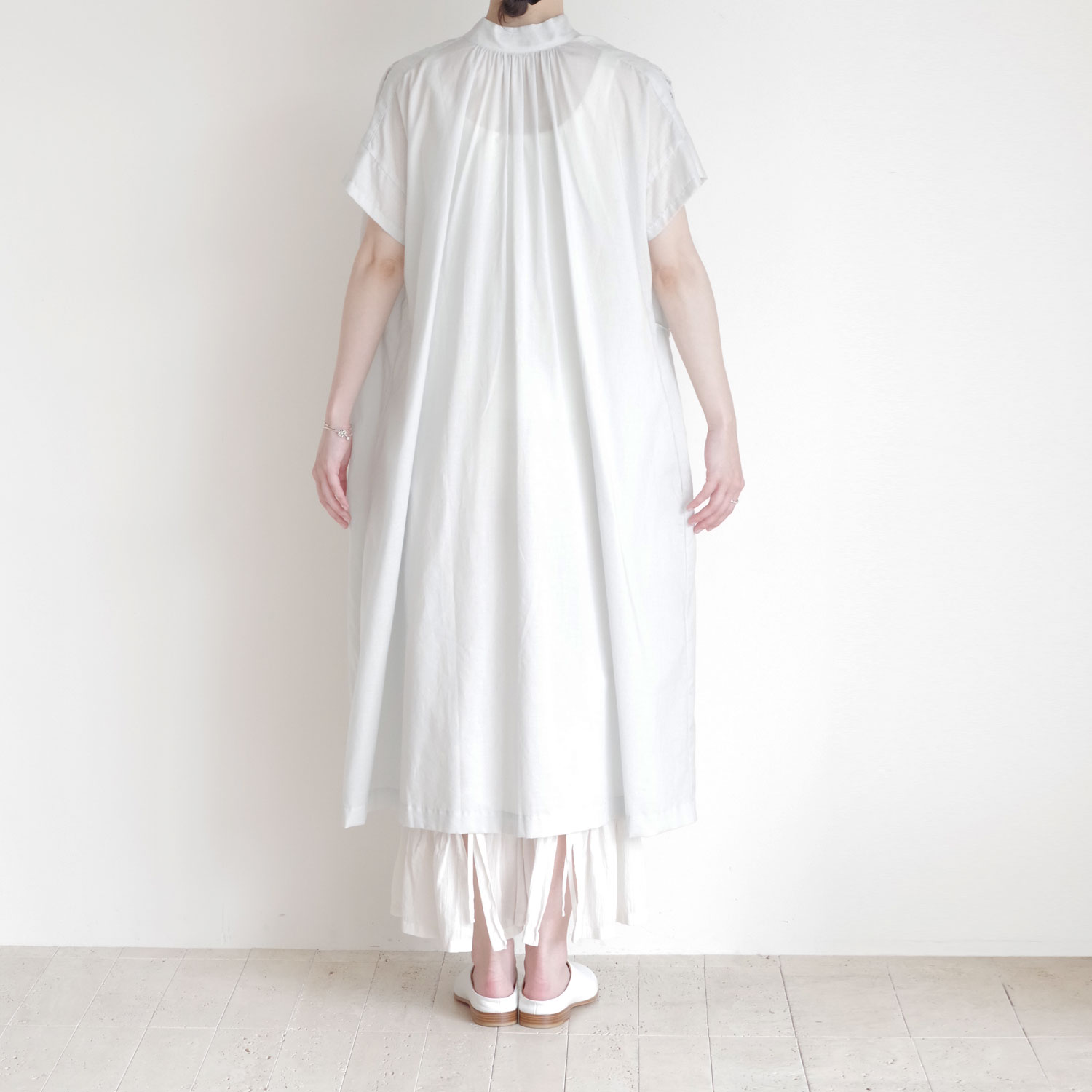 the last flower of the afternoon : �ż�η��� half sleeve back open dress �Хå������ץ���ԡ���