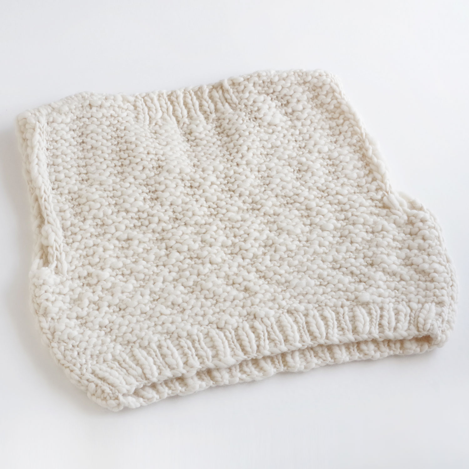 ound  : ACACIA ٥ (ivory)