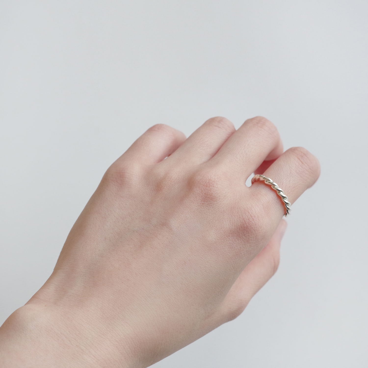 ALT ����� : 3.0 twisted ring ��� (sterling sivler)