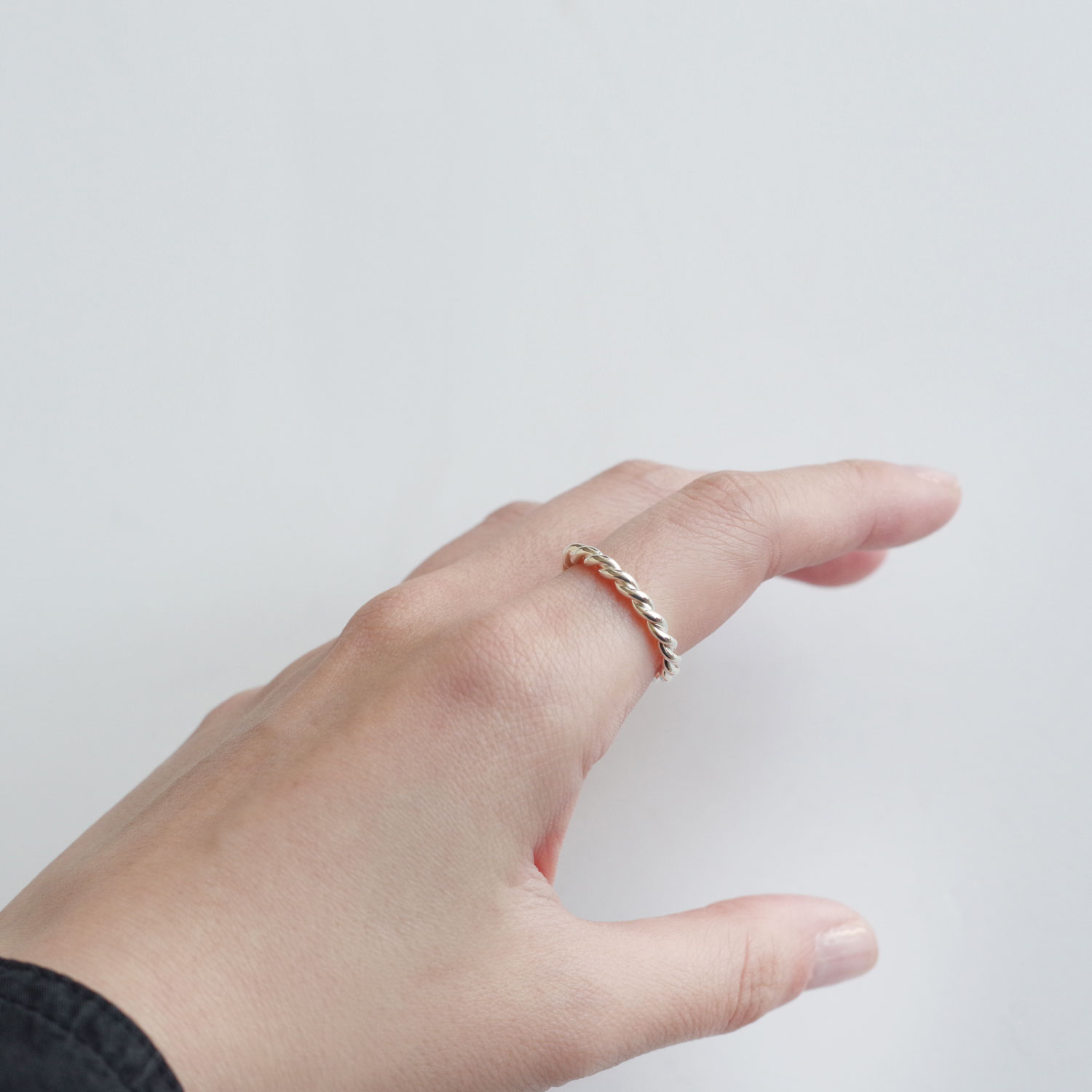 ALT ����� : 3.0 twisted ring ��� (sterling sivler)