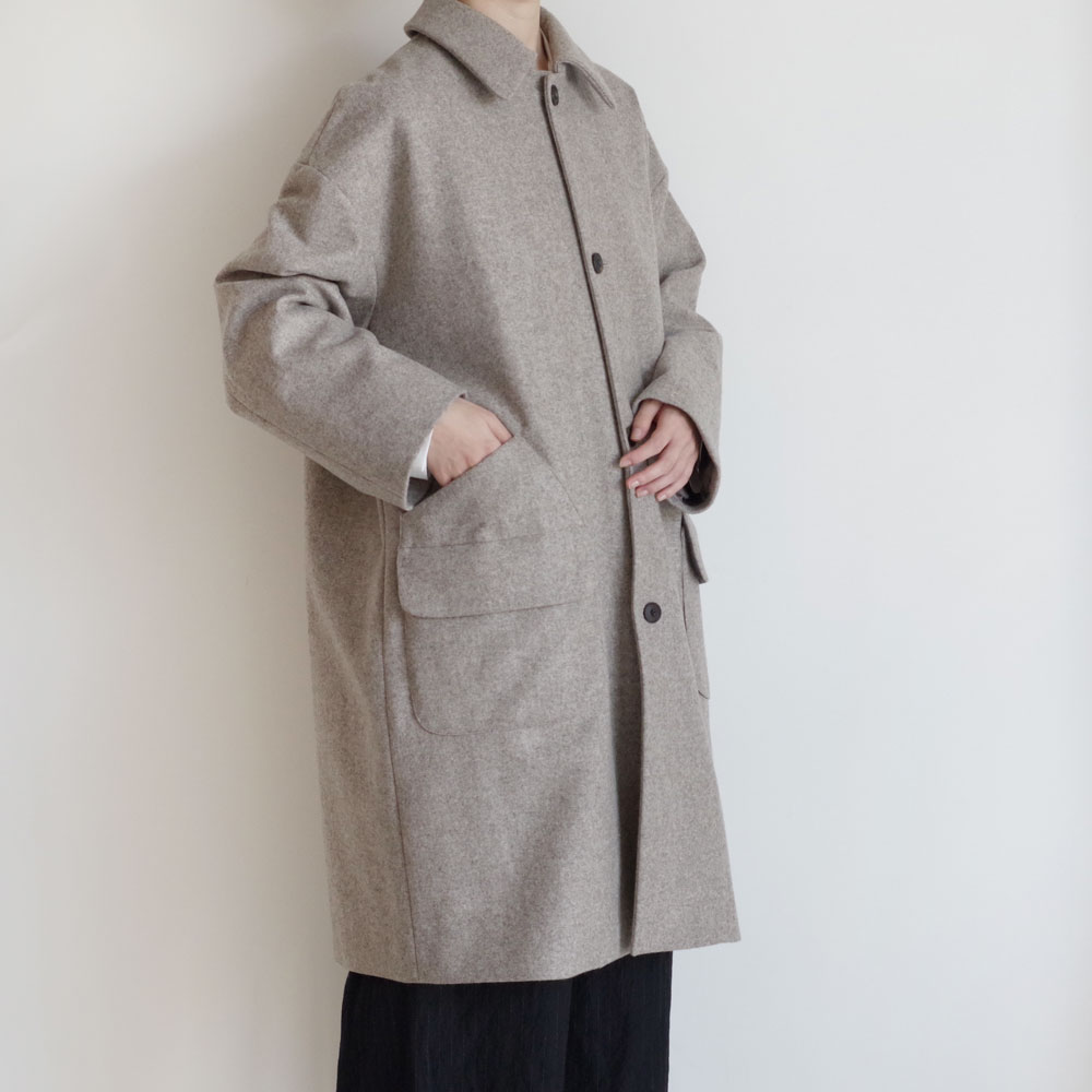 ��������ɥ���ꥪ���� ECOLE DE CURIOSITES : CLOVIS ���ȥ󥹥ƥ󥫥顼������(Light taupe)