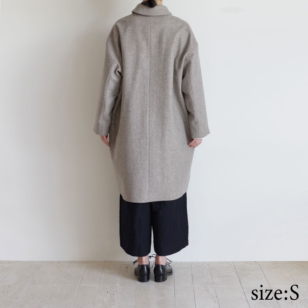 ��������ɥ���ꥪ���� ECOLE DE CURIOSITES : CLOVIS ���ȥ󥹥ƥ󥫥顼������(Light taupe)